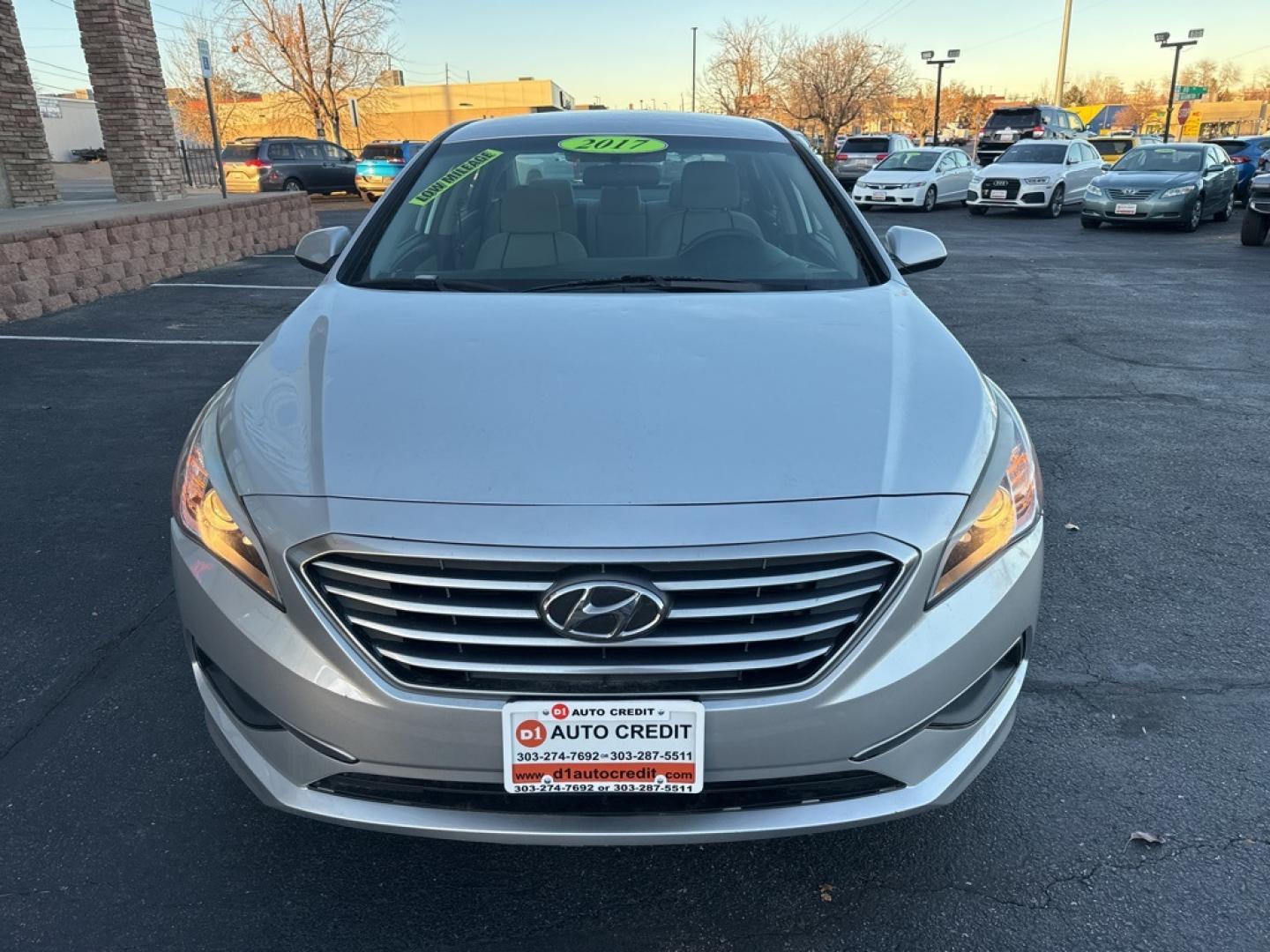 2017 Symphony Silver /Gray Hyundai Sonata Base (5NPE24AF6HH) with an 2.4L I4 DGI DOHC 16V ULEV II 185hp engine, Automatic transmission, located at 8595 Washington St., Thornton, CO, 80229, (303) 287-5511, 39.852348, -104.978447 - 2017 Hyundai Sonata FWD Gray Cloth.<br><br>D1 Auto NEVER charges dealer fees! All cars have clean titles and have been inspected for mechanical issues. We have financing for everyone. Good credit, bad credit, first time buyers.<br><br>Please call Lakewood Location 303-274-7692 or Thornton 303-287-55 - Photo#1