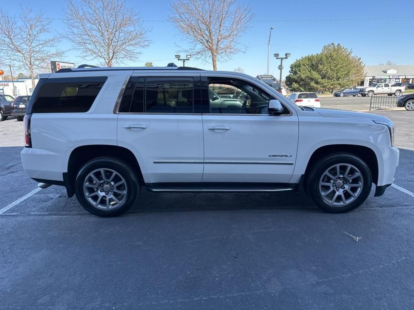 2016 Summit White /Jet Black GMC Yukon Denali (1GKS2CKJ8GR) with an EcoTec3 6.2L V8 engine, Automatic transmission, located at 8595 Washington St., Thornton, CO, 80229, (303) 287-5511, 39.852348, -104.978447 - 2016 GMC Yukon Denali in Mint Condition!<br><br>All Cars Have Clean Titles And Are Serviced Before Sale., Clean Carfax, No Accident, All Books and Keys, New Tires, Blind Spot Monitoring, Backup Camera, Leather, Collision Warning, Heated and Ventilated Seats, Bluetooth/ With Bluetooth Audio, Non Smok - Photo#4