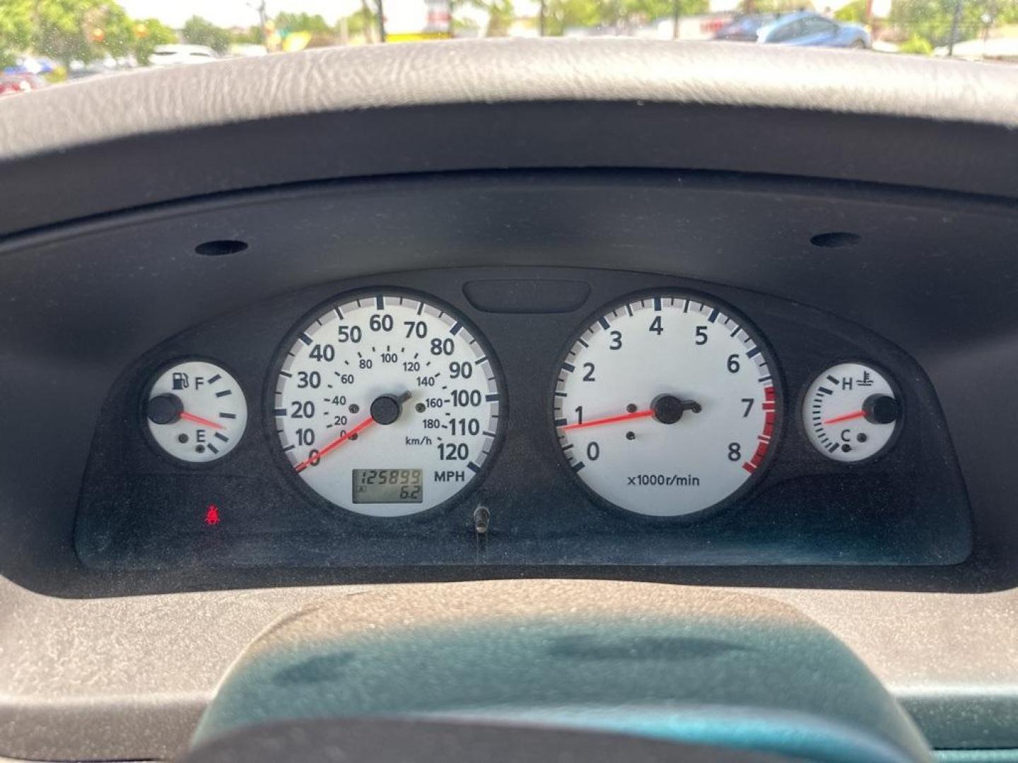 2001 Sierra Silver Metallic /Charcoal Nissan Pathfinder LE (JN8DR09X11W) with an 3.5L V6 SMPI DOHC engine, Automatic transmission, located at 8595 Washington St., Thornton, CO, 80229, (303) 287-5511, 39.852348, -104.978447 - 2001 Nissan Pathfinder<br><br>D1 Auto NEVER charges dealer fees! All cars have clean titles and have been inspected for mechanical issues. We have financing for everyone. Good credit, bad credit, first time buyers.<br><br>Please call Lakewood Location 303-274-7692 or Thornton 303-287-5511 to schedul - Photo#10