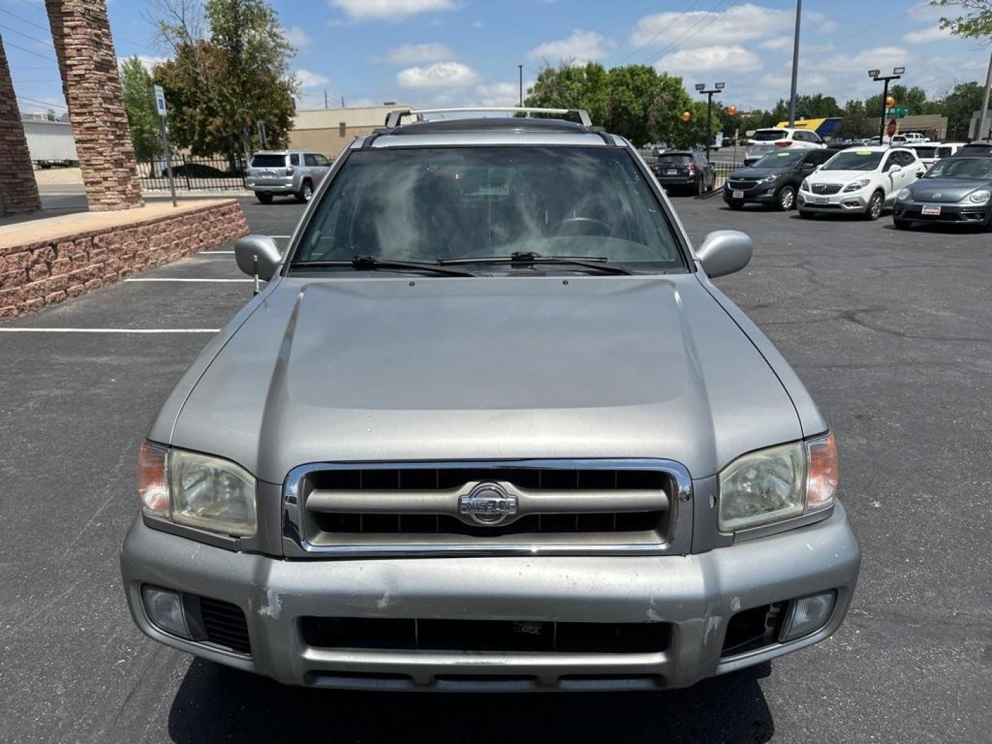 2001 Sierra Silver Metallic /Charcoal Nissan Pathfinder LE (JN8DR09X11W) with an 3.5L V6 SMPI DOHC engine, Automatic transmission, located at 8595 Washington St., Thornton, CO, 80229, (303) 287-5511, 39.852348, -104.978447 - 2001 Nissan Pathfinder<br><br>D1 Auto NEVER charges dealer fees! All cars have clean titles and have been inspected for mechanical issues. We have financing for everyone. Good credit, bad credit, first time buyers.<br><br>Please call Lakewood Location 303-274-7692 or Thornton 303-287-5511 to schedul - Photo#2