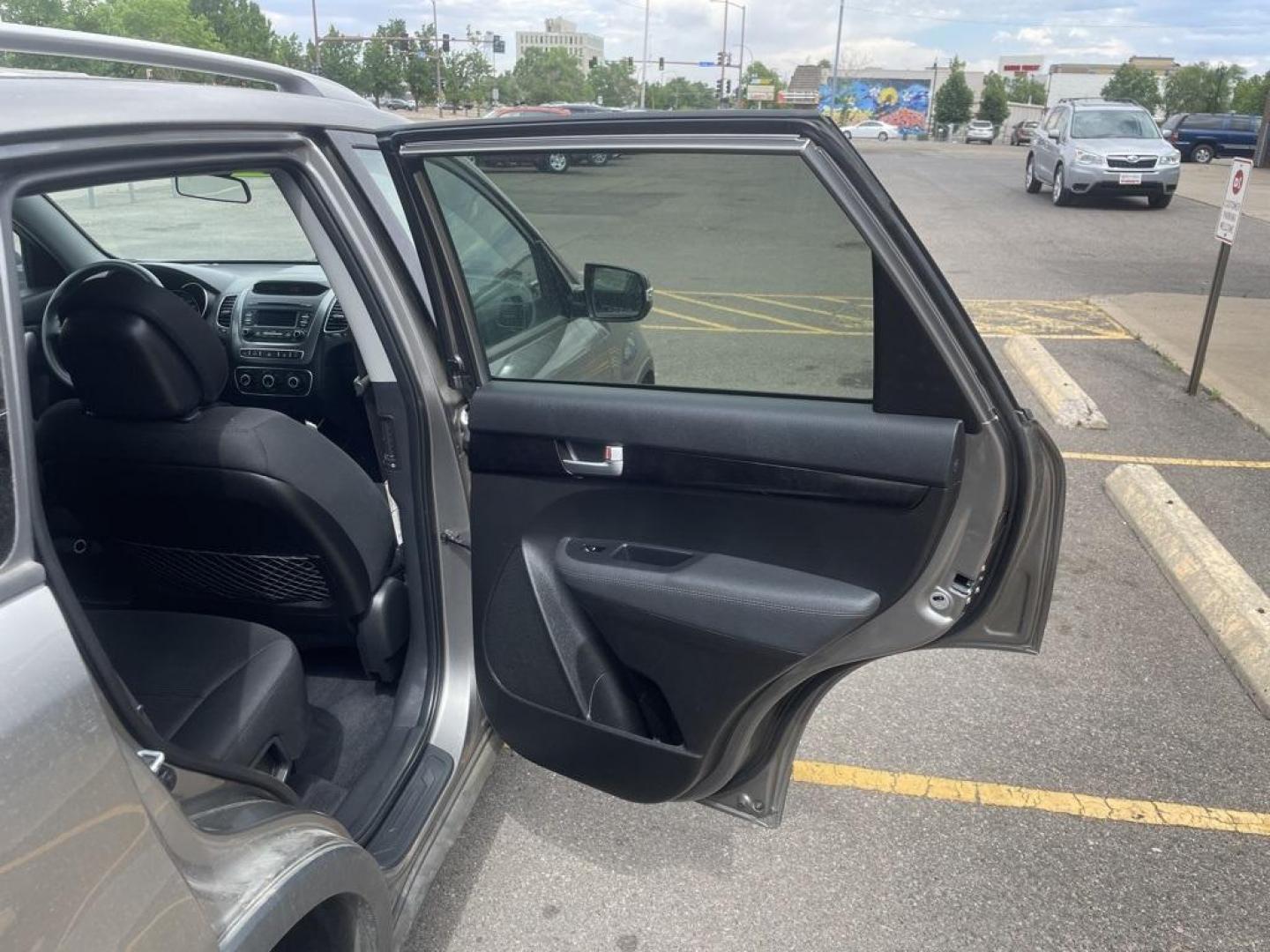 2015 Titanium Silver /Black Kia Sorento LX (5XYKTDA73FG) with an 3.3L V6 DGI Dual CVVT engine, Automatic transmission, located at 8595 Washington St., Thornton, CO, 80229, (303) 287-5511, 39.852348, -104.978447 - 2015 Kia Sorento<br><br>D1 Auto NEVER charges dealer fees! All cars have clean titles and have been inspected for mechanical issues. We have financing for everyone. Good credit, bad credit, first time buyers.<br>Clean CARFAX. Odometer is 12429 miles below market average!<br>Please call Lakewood Loca - Photo#18