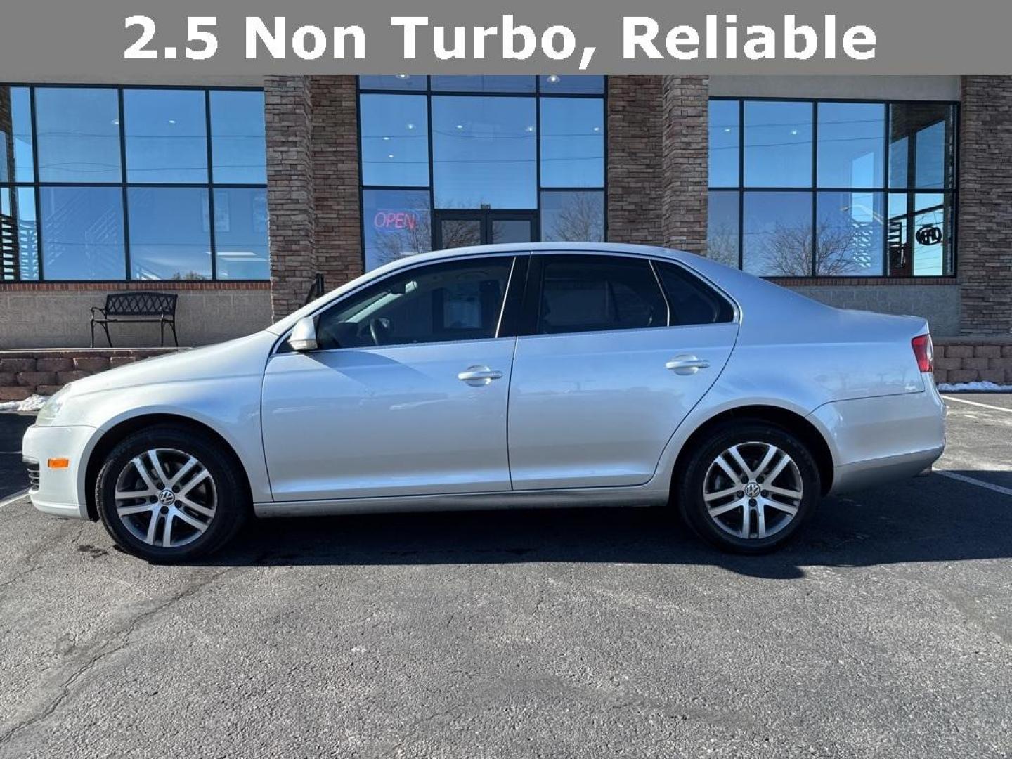 2005 Platinum Gray /Gray Volkswagen Jetta 2.5 (3VWSF71K95M) with an 2.5L I5 SMPI DOHC engine, Manual transmission, located at 8595 Washington St., Thornton, CO, 80229, (303) 287-5511, 39.852348, -104.978447 - 2005 Volkswagen Jetta FWD MANUAL TRANSMISSION. This car has ben inspected and runs like a top. Newer clutch, new tires, everything works as it should. Non turbo engine.<br><br> Leather, Heated Seats, 2.5L I5 SMPI DOHC, 5-Speed Manual, Gray w/Leather Seating Surfaces, Power Tilt and Slide Glass Sun - Photo#4