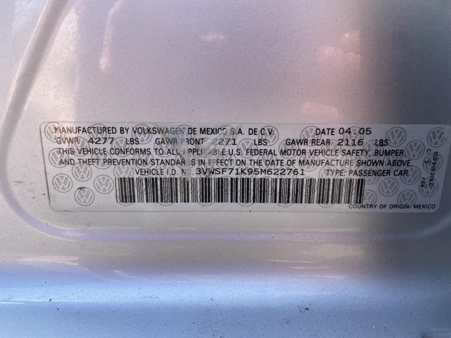 2005 Platinum Gray /Gray Volkswagen Jetta 2.5 (3VWSF71K95M) with an 2.5L I5 SMPI DOHC engine, Manual transmission, located at 8595 Washington St., Thornton, CO, 80229, (303) 287-5511, 39.852348, -104.978447 - 2005 Volkswagen Jetta<br><br>D1 Auto NEVER charges dealer fees! All cars have clean titles and have been inspected for mechanical issues. We have financing for everyone. Good credit, bad credit, first time buyers.<br><br>Please call Lakewood Location 303-274-7692 or Thornton 303-287-5511 to schedule - Photo#14