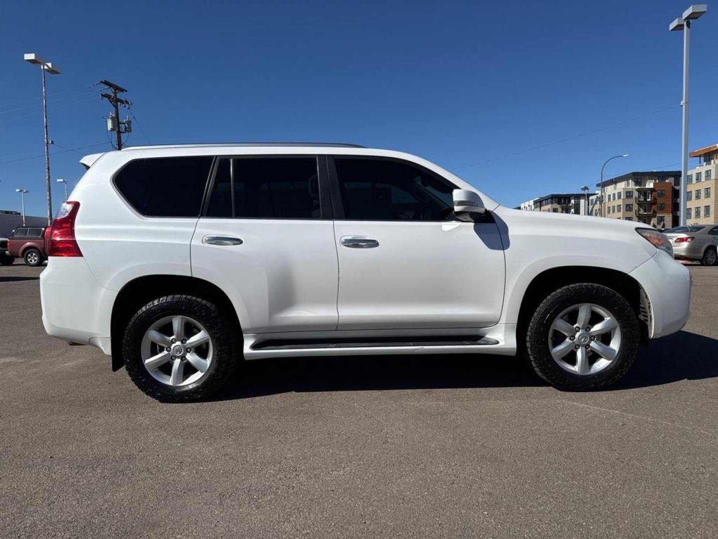 2010 White Lexus GX 460 (JTJBM7FX7A5) with an 4.6L V8 DOHC Dual VVT-i 32V engine, Automatic transmission, located at 8595 Washington St., Thornton, CO, 80229, (303) 287-5511, 39.852348, -104.978447 - 2010 Lexus GX 4WD<br><br>D1 Auto NEVER charges dealer fees! All cars have clean titles and have been inspected for mechanical issues. We have financing for everyone. Good credit, bad credit, first time buyers.<br><br>Please call Lakewood Location 303-274-7692 or Thornton 303-287-5511 to schedule a t - Photo#3