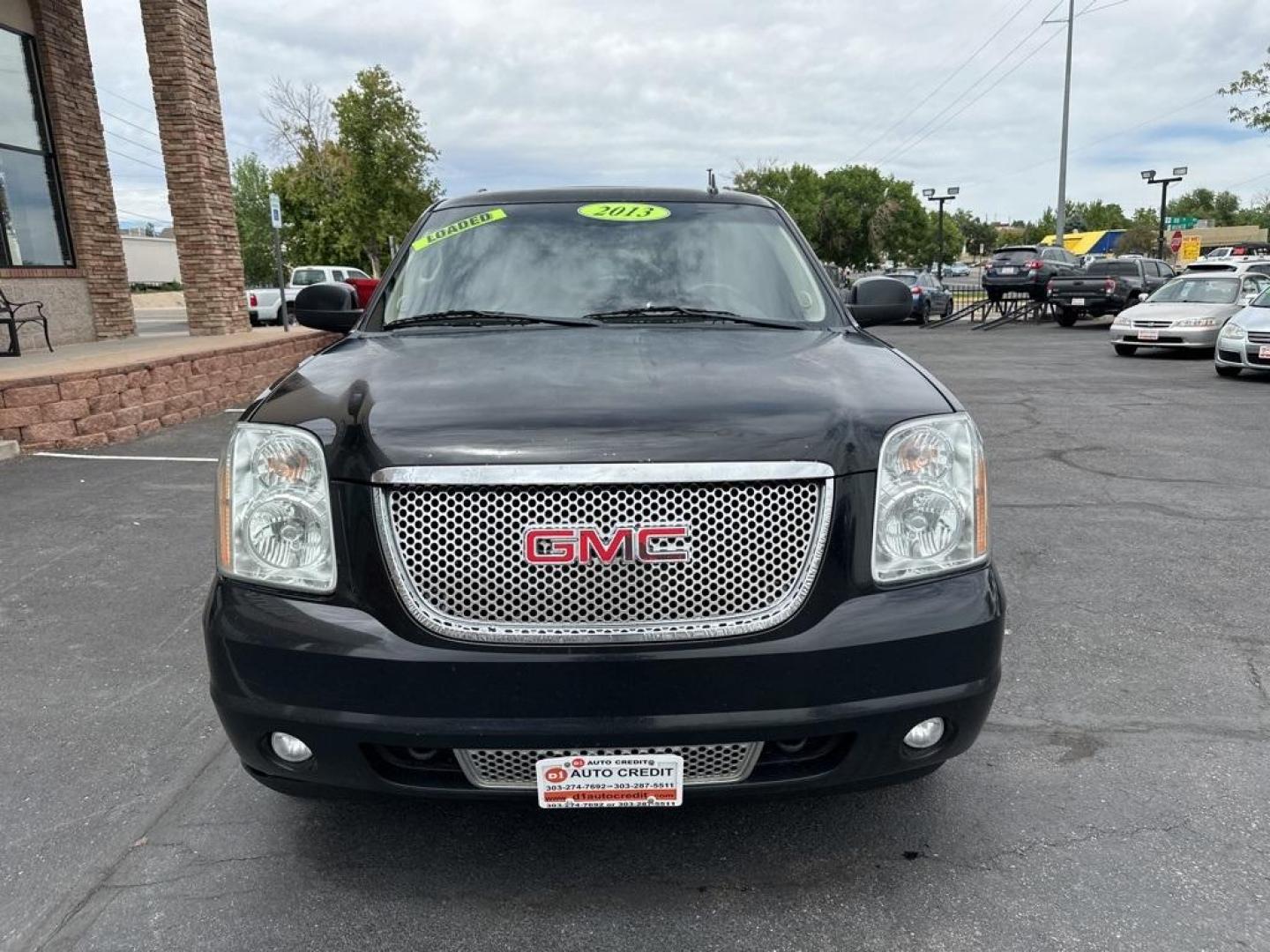 2013 Onyx Black /Ebony GMC Yukon Denali (1GKS2EEF8DR) with an Vortec 6.2L V8 SFI VVT Flex Fuel engine, Automatic transmission, located at 8595 Washington St., Thornton, CO, 80229, (303) 287-5511, 39.852348, -104.978447 - 2013 GMC Yukon<br><br>D1 Auto NEVER charges dealer fees! All cars have clean titles and have been inspected for mechanical issues. We have financing for everyone. Good credit, bad credit, first time buyers.<br><br>Please call Lakewood Location 303-274-7692 or Thornton 303-287-5511 to schedule a test - Photo#2