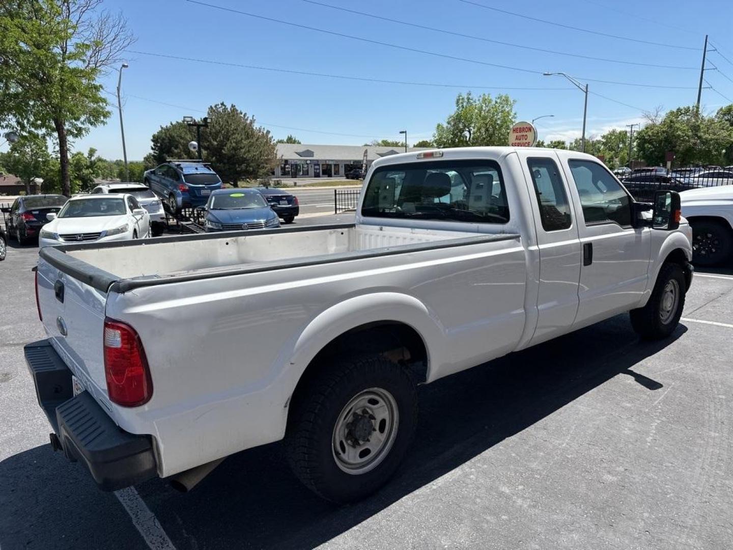 2016 Oxford White /Steel Ford F-250SD XL (1FT7X2A6XGE) with an 6.2L V8 EFI SOHC 16V Flex Fuel engine, Automatic transmission, located at 8595 Washington St., Thornton, CO, 80229, (303) 287-5511, 39.852348, -104.978447 - 2016 Ford F-250SD<br><br>D1 Auto NEVER charges dealer fees! All cars have clean titles and have been inspected for mechanical issues. We have financing for everyone. Good credit, bad credit, first time buyers.<br><br>Please call Lakewood Location 303-274-7692 or Thornton 303-287-5511 to schedule a t - Photo#7
