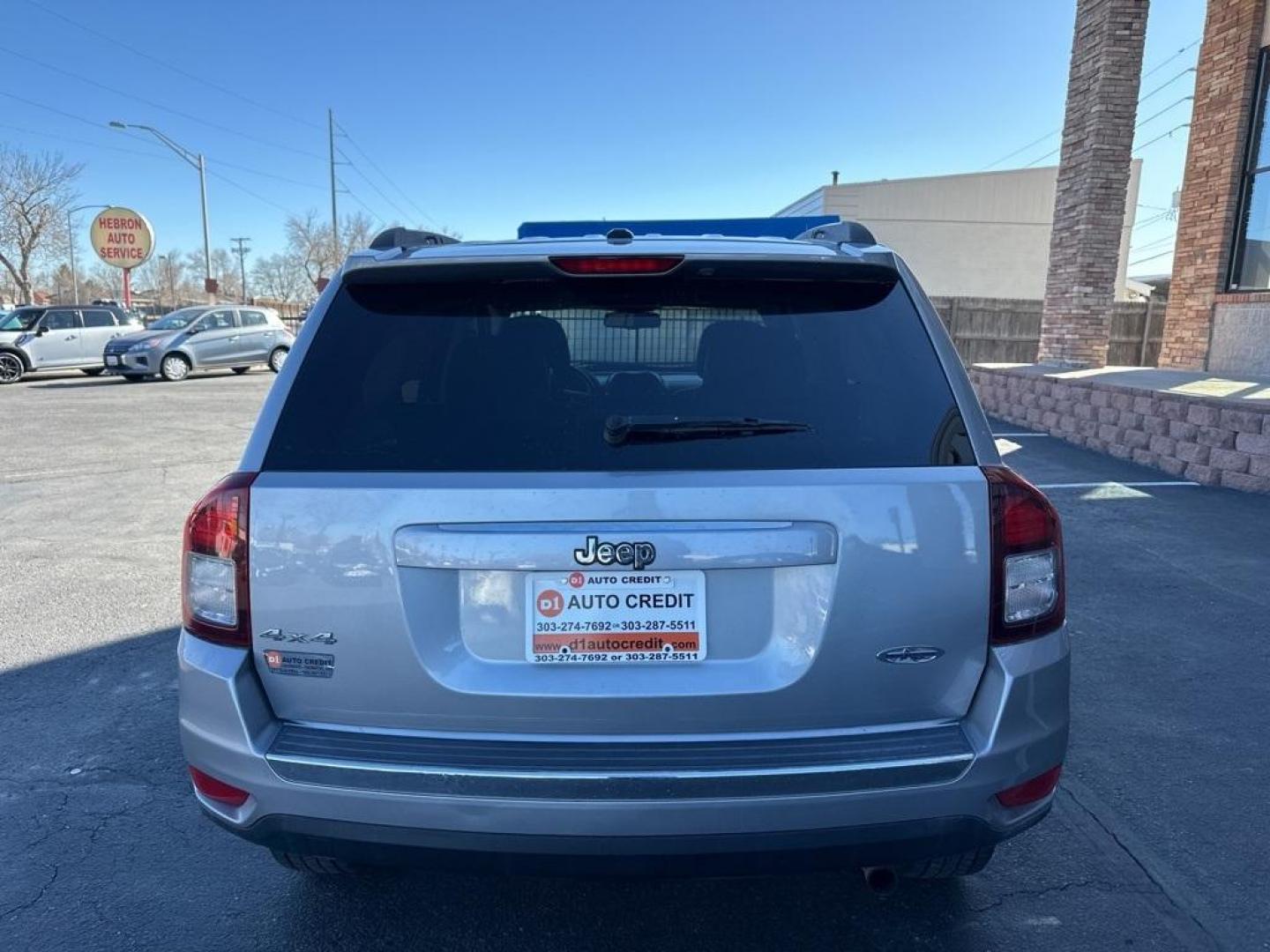 2015 Billet Silver Metallic Clearcoat /Gray Jeep Compass Altitude (1C4NJDEBXFD) with an 2.4L I4 DOHC 16V Dual VVT engine, Automatic transmission, located at 8595 Washington St., Thornton, CO, 80229, (303) 287-5511, 39.852348, -104.978447 - D1 Auto NEVER charges dealer fees! All cars have clean titles and have been inspected for mechanical issues. We have financing for everyone. Good credit, bad credit, first time buyers. <br><br>2015 Jeep Compass<br>Leather, Heated Seats, Power Seats, 6-Speed Automatic, 4WD.<br><br>Please call or text - Photo#6