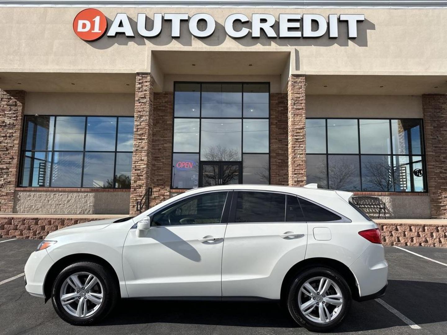 2015 White Diamond Pearl /Parchment Acura RDX Technology Package (5J8TB4H5XFL) with an 3.5L V6 SOHC i-VTEC 24V engine, Automatic transmission, located at 8595 Washington St., Thornton, CO, 80229, (303) 287-5511, 39.852348, -104.978447 - 2015 Acura RDX Technology Package <br>Clean CARFAX.<br>AWD 6-Speed Automatic 3.5L V6 SOHC i-VTEC 24V<br><br>Heated front seats, Navigation System, Power moon roof, Bluetooth W/Audio, backup camera and more!<br><br>Odometer is 12595 miles below market average!<br><br>Awards:<br> * 2015 KBB.com 10 Be - Photo#0