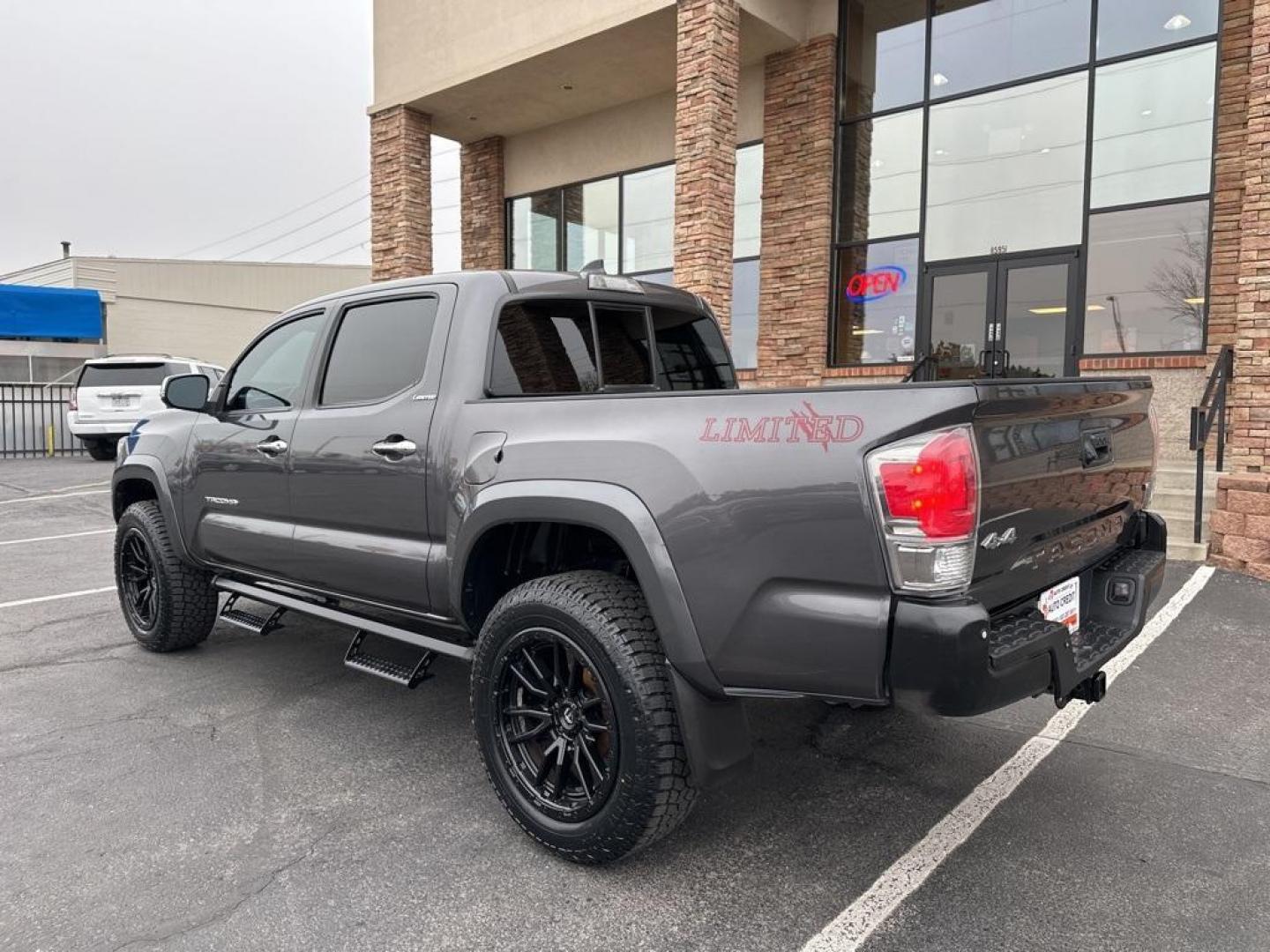 2016 Magnetic Gray Metallic /Hickory Toyota Tacoma Limited (5TFGZ5AN6GX) with an V6 engine, Automatic transmission, located at 8595 Washington St., Thornton, CO, 80229, (303) 287-5511, 39.852348, -104.978447 - 2016 Toyota Tacoma Limited in Excellent Condition! <br><br>All Cars Have Clean Titles And Are Serviced Before Sale.<br>New Tires, Blind Spot Monitoring, Backup Camera, Leather, Heated Seats, Bluetooth/ With Bluetooth Audio, Power Seats, Non Smoker, No Pet Odor Or Hair, Tacoma Limited V6, 4WD, Power - Photo#8