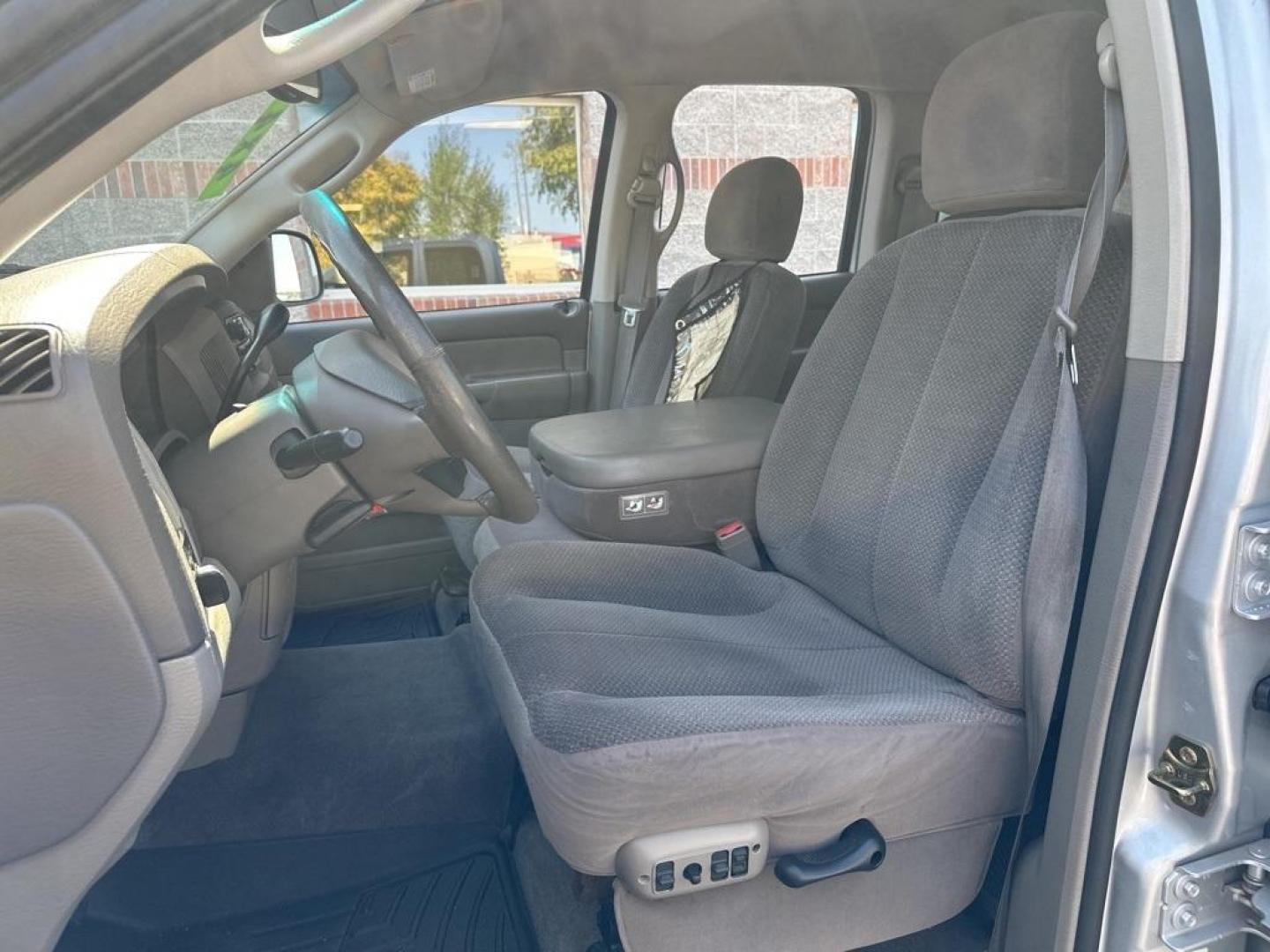 2003 Bright Silver Metallic Clearcoat /Taupe Dodge Ram 1500 ST (1D7HU18N23S) with an Next Generation Magnum 4.7L V8 engine, Automatic transmission, located at 8595 Washington St., Thornton, CO, 80229, (303) 287-5511, 39.852348, -104.978447 - 2003 Dodge Ram 1500<br><br>D1 Auto NEVER charges dealer fees! All cars have clean titles and have been inspected for mechanical issues. We have financing for everyone. Good credit, bad credit, first time buyers.<br>CARFAX One-Owner.<br>Please call Lakewood Location 303-274-7692 or Thornton 303-287-5 - Photo#11