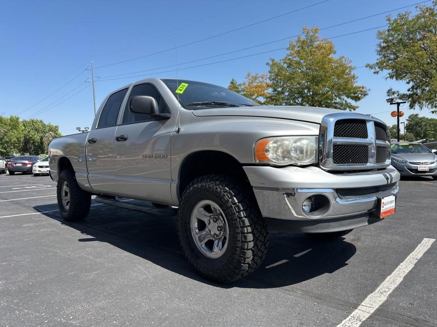 2003 Bright Silver Metallic Clearcoat /Taupe Dodge Ram 1500 ST (1D7HU18N23S) with an Next Generation Magnum 4.7L V8 engine, Automatic transmission, located at 8595 Washington St., Thornton, CO, 80229, (303) 287-5511, 39.852348, -104.978447 - 2003 Dodge Ram 1500<br><br>D1 Auto NEVER charges dealer fees! All cars have clean titles and have been inspected for mechanical issues. We have financing for everyone. Good credit, bad credit, first time buyers.<br>CARFAX One-Owner.<br>Please call Lakewood Location 303-274-7692 or Thornton 303-287-5 - Photo#3