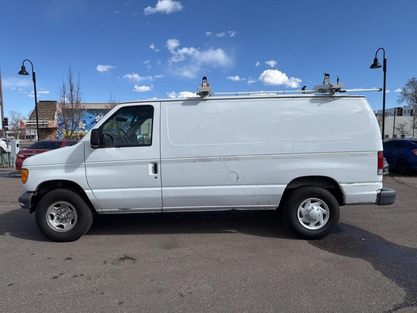 2007 Oxford White Clearcoat /Medium Pebble Ford E-250 (1FTNE24L67D) with an 5.4L V8 EFI engine, Automatic transmission, located at 8595 Washington St., Thornton, CO, 80229, (303) 287-5511, 39.852348, -104.978447 - 2007 Ford E-250 CARFAX One-Owner. RWD<br><br>D1 Auto NEVER charges dealer fees! All cars have clean titles and have been inspected for mechanical issues. We have financing for everyone. Good credit, bad credit, first time buyers.<br><br>Please call Lakewood Location 303-274-7692 or Thornton 303-287- - Photo#5