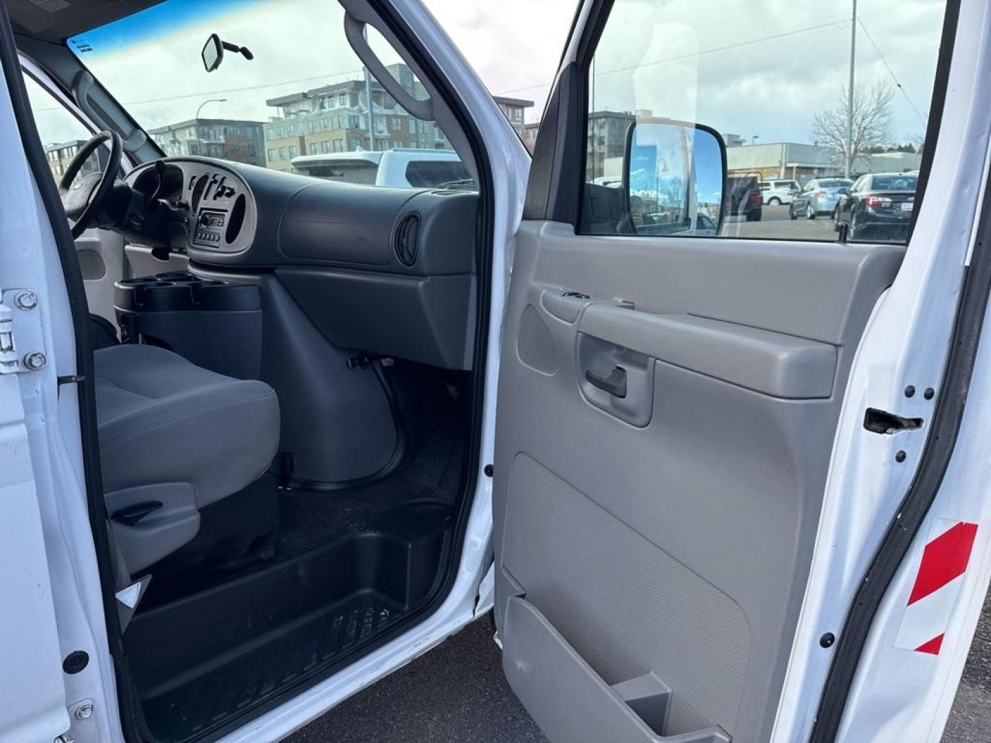 2007 Oxford White Clearcoat /Medium Pebble Ford E-250 (1FTNE24L67D) with an 5.4L V8 EFI engine, Automatic transmission, located at 8595 Washington St., Thornton, CO, 80229, (303) 287-5511, 39.852348, -104.978447 - 2007 Ford E-250 CARFAX One-Owner. RWD<br><br>D1 Auto NEVER charges dealer fees! All cars have clean titles and have been inspected for mechanical issues. We have financing for everyone. Good credit, bad credit, first time buyers.<br><br>Please call Lakewood Location 303-274-7692 or Thornton 303-287- - Photo#12