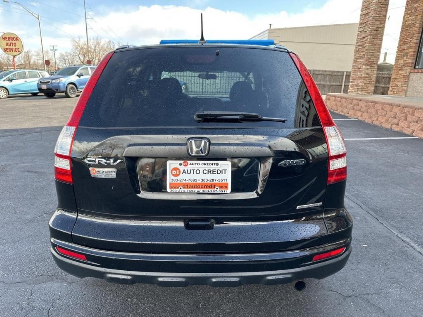 2011 Crystal Black Pearl /Actual Honda CR-V SE (5J6RE4H42BL) with an 2.4L I4 DOHC 16V i-VTEC engine, Automatic transmission, located at 8595 Washington St., Thornton, CO, 80229, (303) 287-5511, 39.852348, -104.978447 - 2011 Honda CR-V IN MINT CONDITION! <br><br>All Wheel Drive, All Cars Have Clean Titles And Are Serviced Before Sale., Non Smoker, No Pet Odor Or Hair, AWD.<br><br>D1 Auto NEVER charges dealer fees! All cars have clean titles and have been inspected for mechanical issues. We have financing for everyo - Photo#6