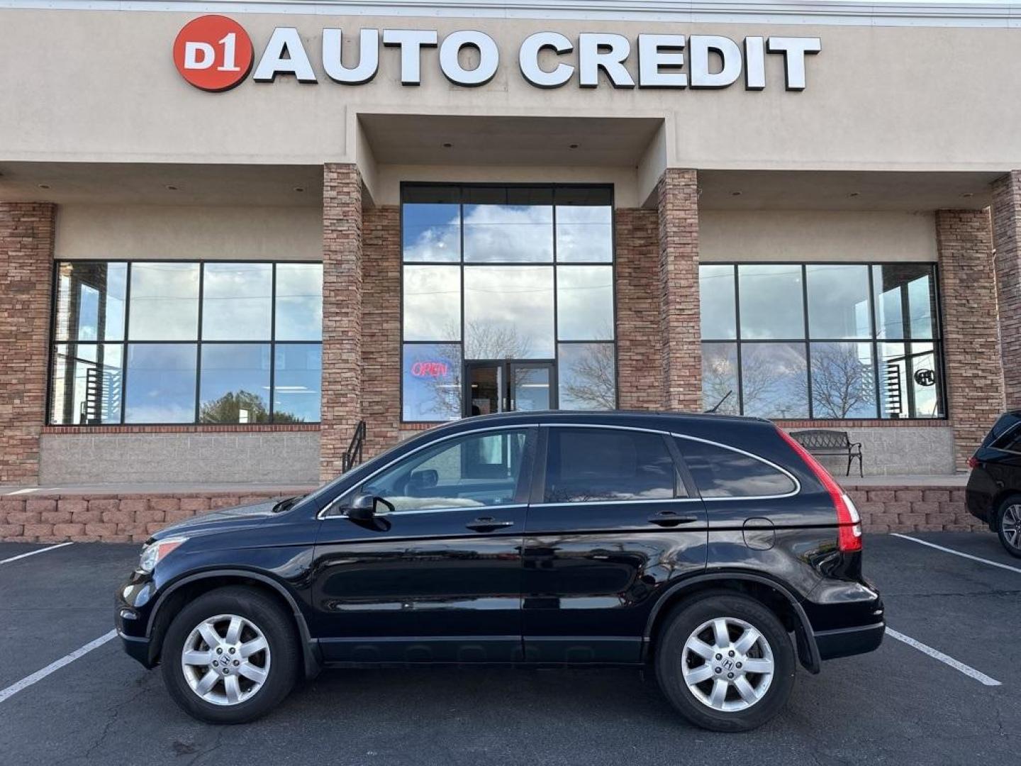 2011 Crystal Black Pearl /Actual Honda CR-V SE (5J6RE4H42BL) with an 2.4L I4 DOHC 16V i-VTEC engine, Automatic transmission, located at 8595 Washington St., Thornton, CO, 80229, (303) 287-5511, 39.852348, -104.978447 - 2011 Honda CR-V IN MINT CONDITION! <br><br>All Wheel Drive, All Cars Have Clean Titles And Are Serviced Before Sale., Non Smoker, No Pet Odor Or Hair, AWD.<br><br>D1 Auto NEVER charges dealer fees! All cars have clean titles and have been inspected for mechanical issues. We have financing for everyo - Photo#0