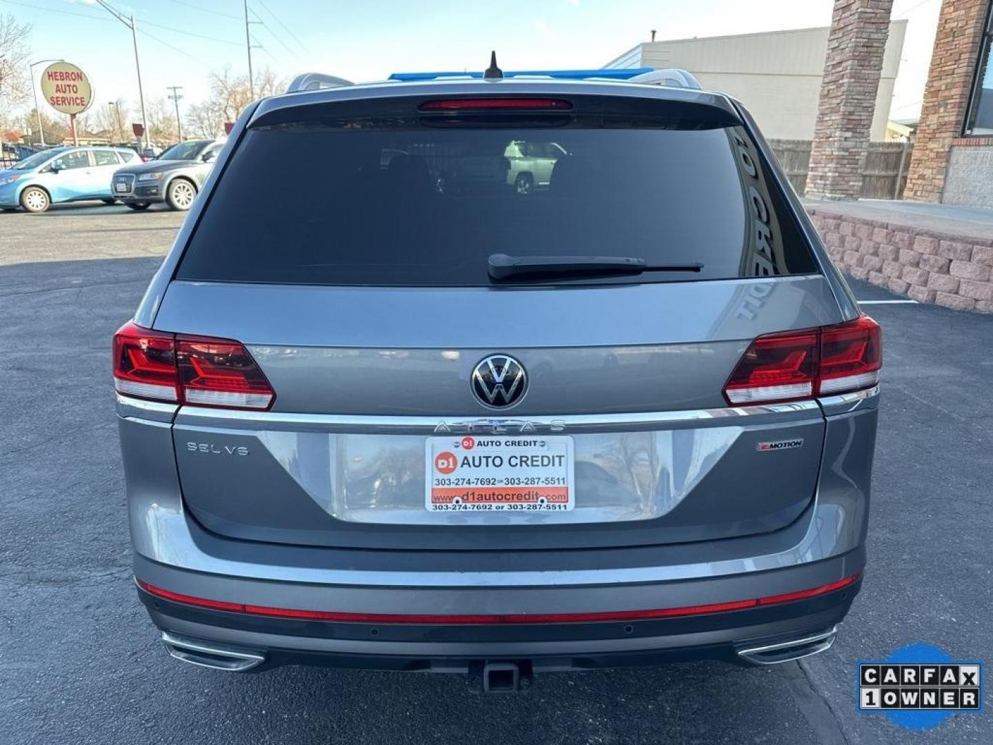 2021 Platinum Gray Metallic /Mauro Brown Volkswagen Atlas SEL (1V2BR2CA1MC) with an 3.6L V6 engine, Automatic transmission, located at 8595 Washington St., Thornton, CO, 80229, (303) 287-5511, 39.852348, -104.978447 - 2021 Volkswagen Atlas SEL, WITH CAPTAINS CHAIRS<br><br>All Cars Have Clean Titles And Are Serviced Before Sale., CarfaxOne Owner, No Accidents, Apple/Android Car Play, New Tires, Blind Spot Monitoring, Backup Camera, Leather, Heated Seats, Collision Warning, Bluetooth/ With Bluetooth Audio, Power Se - Photo#5