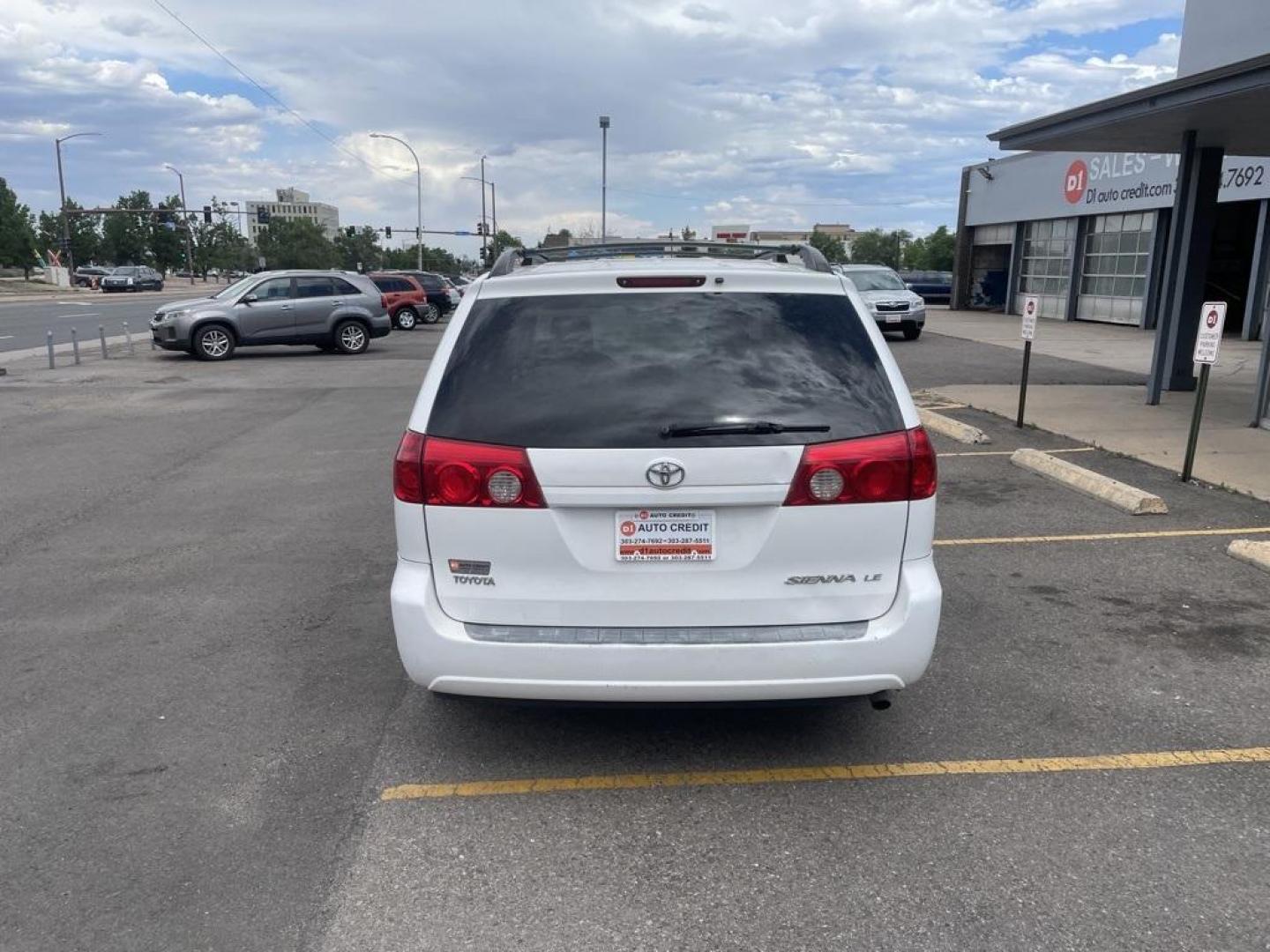 2006 Natural White Toyota Sienna LE (5TDZA23C06S) with an 3.3L V6 SMPI DOHC engine, Automatic transmission, located at 8595 Washington St., Thornton, CO, 80229, (303) 287-5511, 39.852348, -104.978447 - 2006 Toyota Sienna<br><br>D1 Auto NEVER charges dealer fees! All cars have clean titles and have been inspected for mechanical issues. We have financing for everyone. Good credit, bad credit, first time buyers.<br><br>Please call Lakewood Location 303-274-7692 or Thornton 303-287-5511 to schedule a - Photo#6