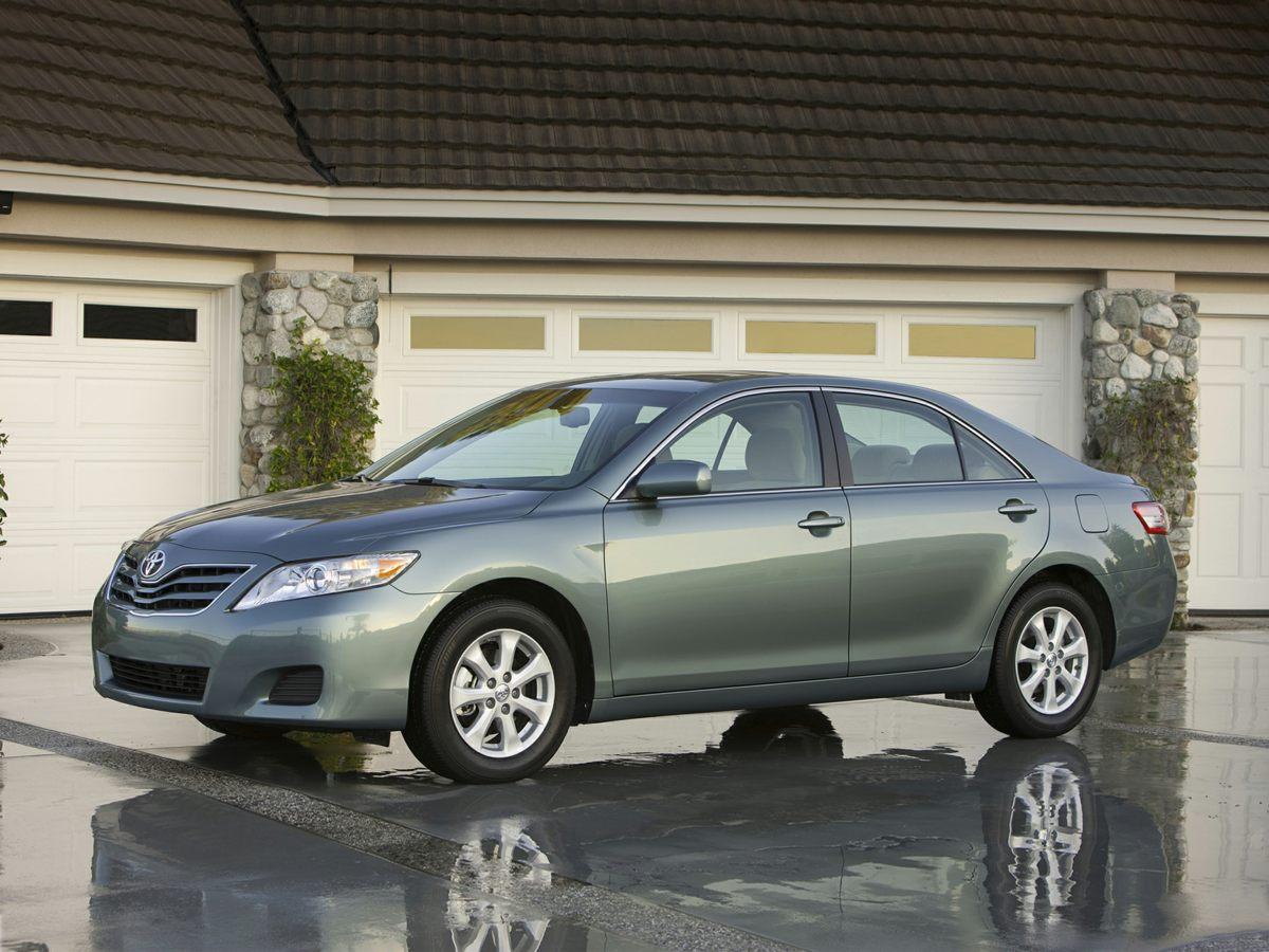 photo of 2011 Toyota Camry SE