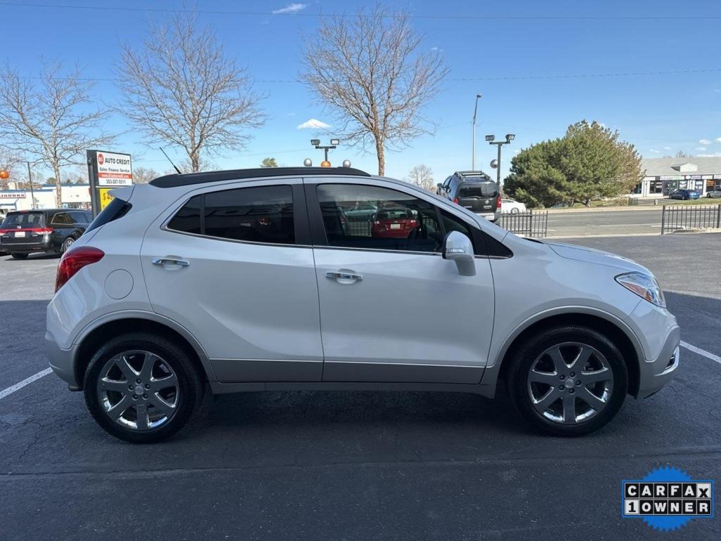 2014 White Pearl Tricoat /Ebony Buick Encore Leather (KL4CJCSB2EB) with an ECOTEC 1.4L I4 SMPI DOHC Turbocharged VVT engine, Automatic transmission, located at 8595 Washington St., Thornton, CO, 80229, (303) 287-5511, 39.852348, -104.978447 - 2014 Buick Encore<br>All Cars Have Clean Titles And Are Serviced Before Sale., CarfaxOne Owner, No Accidents, Blind Spot Monitoring, Backup Camera, Leather, Heated Seats, Bluetooth/ With Bluetooth Audio, Power Seats, Non Smoker, No Pet Odor Or Hair, FWD.<br>D1 Auto NEVER charges dealer fees! All car - Photo#4