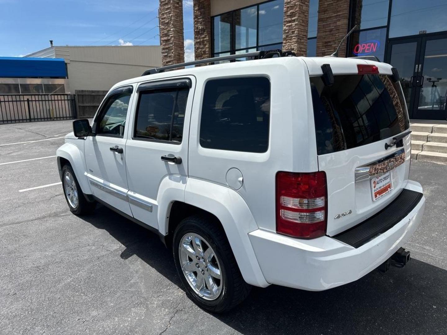 2012 Bright White Clearcoat /Dark Slate Gray Interior Jeep Liberty Sport (1C4PJMAK0CW) with an PowerTech 3.7L V6 engine, Automatic transmission, located at 8595 Washington St., Thornton, CO, 80229, (303) 287-5511, 39.852348, -104.978447 - 2012 Jeep Liberty<br><br>D1 Auto NEVER charges dealer fees! All cars have clean titles and have been inspected for mechanical issues. We have financing for everyone. Good credit, bad credit, first time buyers.<br><br>Please call Lakewood Location 303-274-7692 or Thornton 303-287-5511 to schedule a t - Photo#7