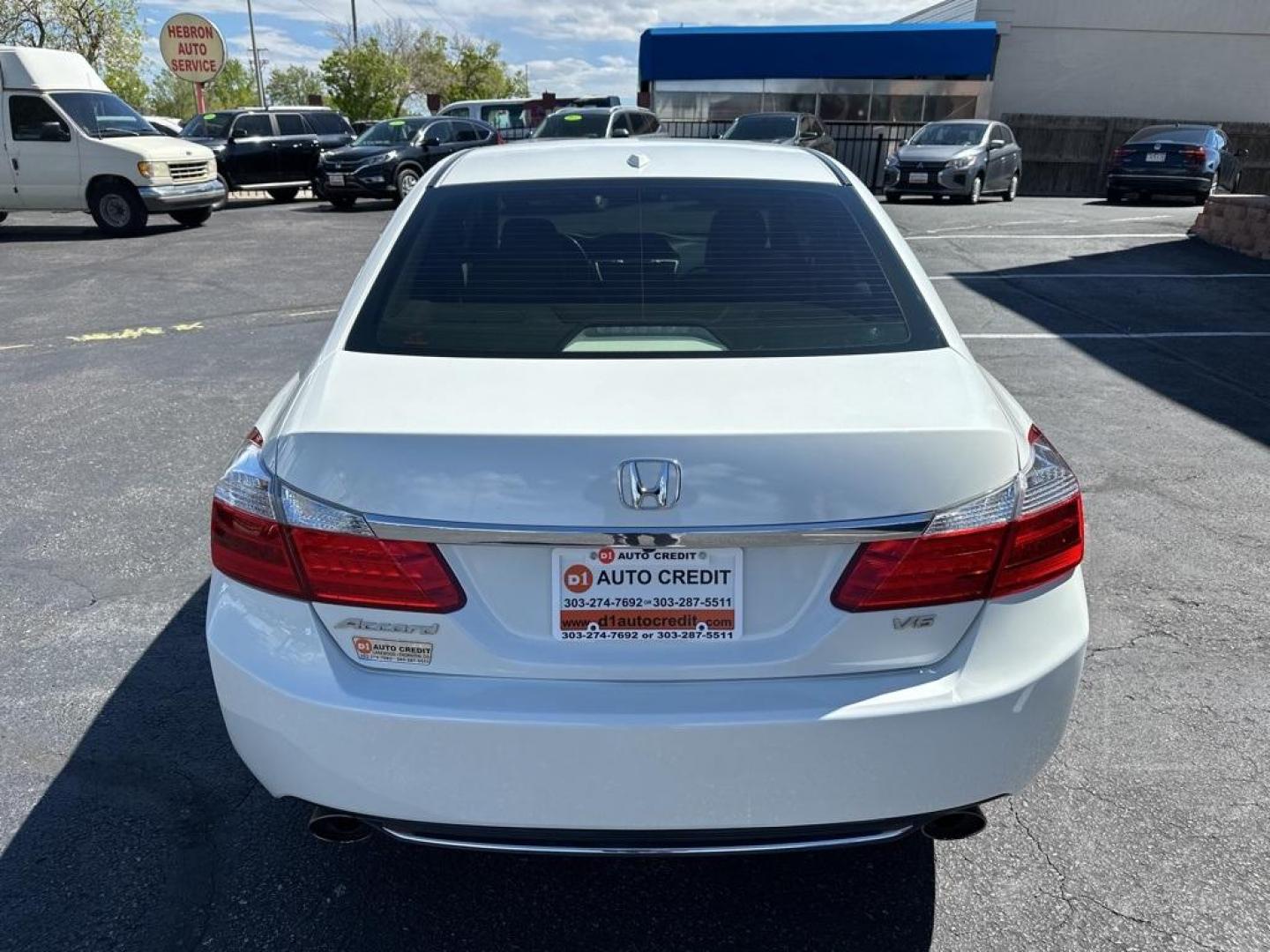 2013 White Orchid Pearl /Ivory Honda Accord EX-L (1HGCR3F82DA) with an 3.5L V6 SOHC i-VTEC 24V engine, Automatic transmission, located at 8595 Washington St., Thornton, CO, 80229, (303) 287-5511, 39.852348, -104.978447 - 2013 Honda Accord EX-L V6 Fully Serviced<br><br>All Cars Have Clean Titles And Are Serviced Before Sale., Clean Carfax, No Accident, New Tires, Backup Camera, Leather, Heated Seats, Bluetooth/ With Bluetooth Audio, New Brakes, Non Smoker, No Pet Odor Or Hair, Accord EX-L, 3.5L V6 SOHC i-VTEC 24V, Po - Photo#6