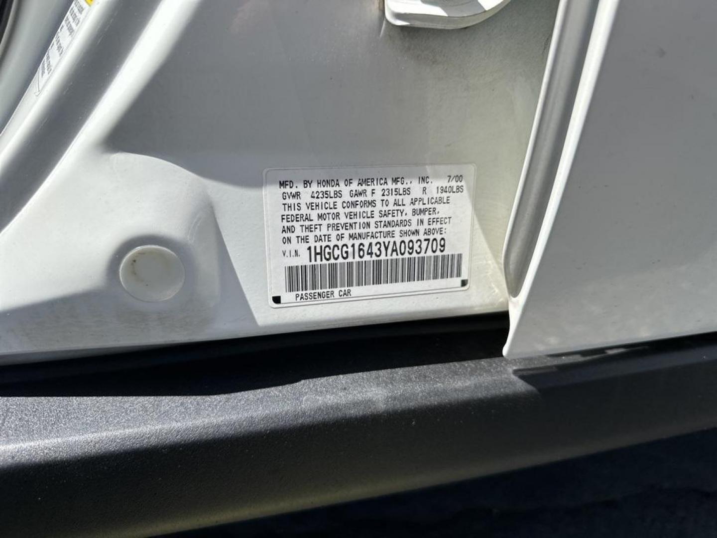 2000 Taffeta White /Lapis Honda Accord LX (1HGCG1643YA) with an 3.0L V6 SMPI engine, Automatic transmission, located at 8595 Washington St., Thornton, CO, 80229, (303) 287-5511, 39.852348, -104.978447 - 2000 Honda Accord<br><br>D1 Auto NEVER charges dealer fees! All cars have clean titles and have been inspected for mechanical issues. We have financing for everyone. Good credit, bad credit, first time buyers.<br><br>Please call Lakewood Location 303-274-7692 or Thornton 303-287-5511 to schedule a t - Photo#22