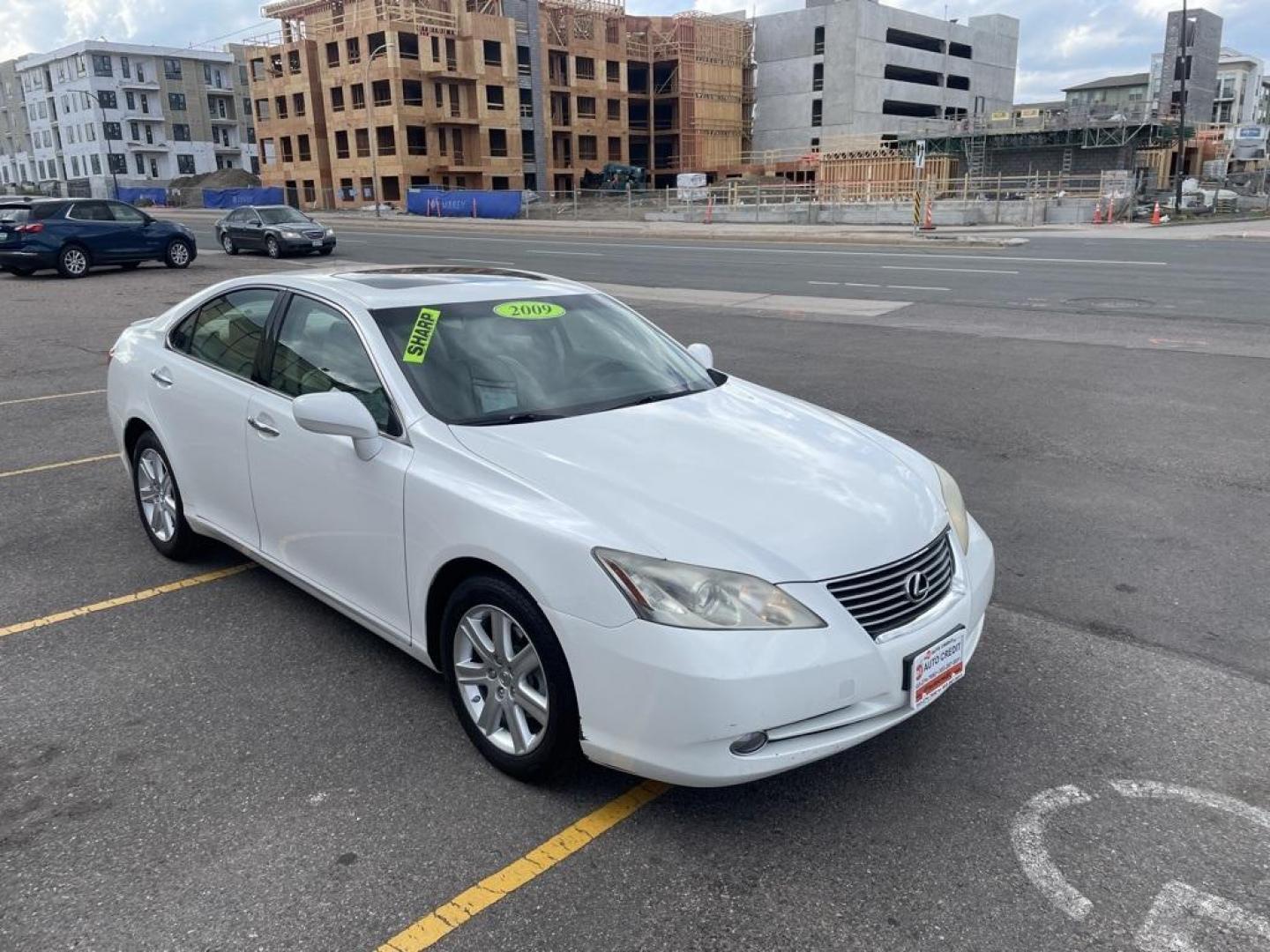 2009 White /Light Gray Lexus ES 350 (JTHBJ46G292) with an 3.5L V6 DOHC Dual VVT-i 24V engine, Automatic transmission, located at 10890 W. Colfax Ave., Lakewood, CO, 80215, (303) 274-7692, 39.739914, -105.120132 - 2009 Lexus ES FWD Light Gray w/Leather Seat Trim or Perforated Leather Seat Trim.<br><br>D1 Auto NEVER charges dealer fees! All cars have clean titles and have been inspected for mechanical issues. We have financing for everyone. Good credit, bad credit, first time buyers.<br>Clean CARFAX.<br>Please - Photo#3