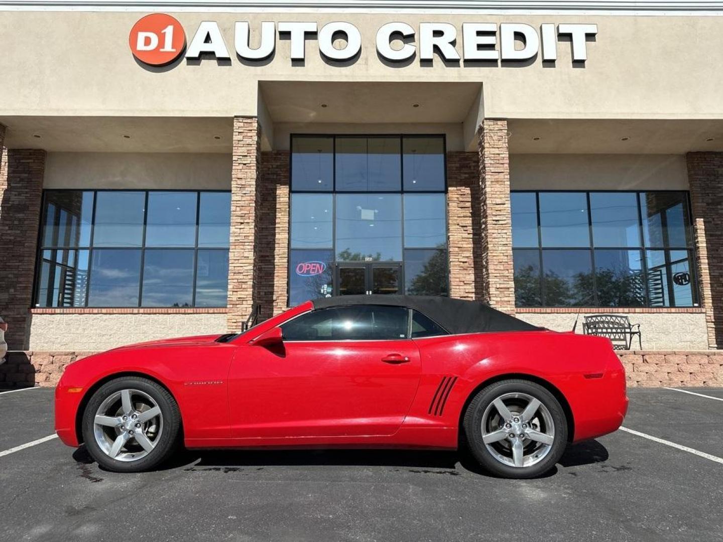 2011 Victory Red /Black Chevrolet Camaro 2LT (2G1FC3DDXB9) with an 3.6L V6 SIDI VVT engine, Automatic transmission, located at 8595 Washington St., Thornton, CO, 80229, (303) 287-5511, 39.852348, -104.978447 - 2011 Chevrolet Camaro Convertible 2LT<br>One owner, fully serviced and runs like a top!!<br><br>All Cars Have Clean Titles And Are Serviced Before Sale., CarfaxOne Owner, No Accidents, All Books and Keys, New Tires, Leather, Heated Seats, Bluetooth/ With Bluetooth Audio, Power Seats, Camaro 2LT, 2D - Photo#0