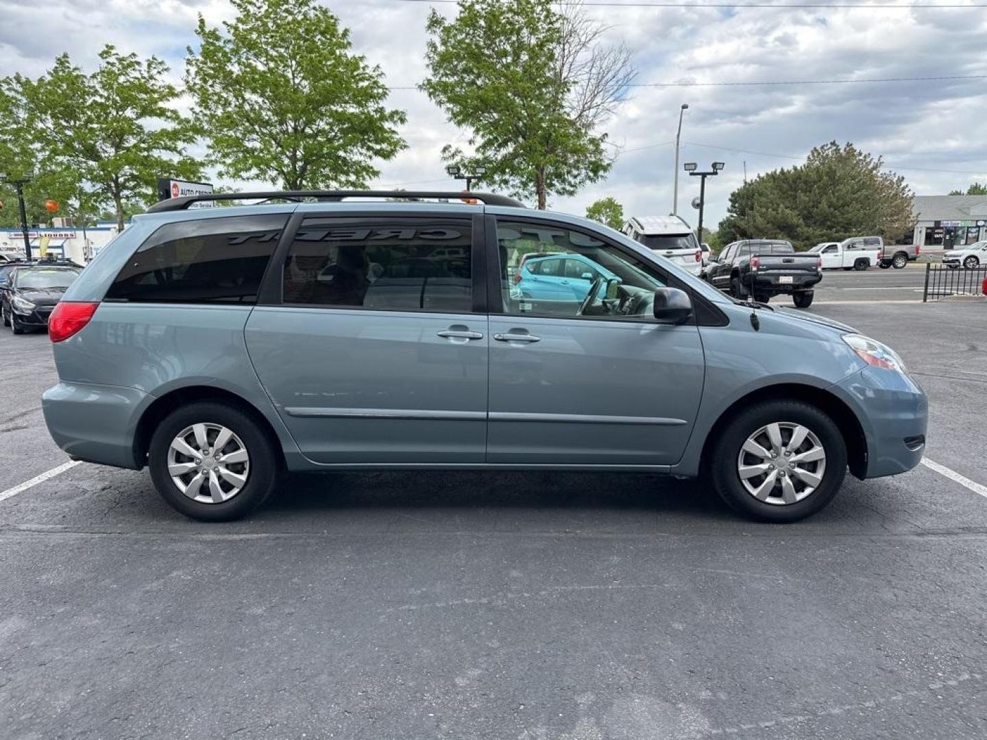 2009 Blue Mirage Metallic /Stone Toyota Sienna CE (5TDZK23C59S) with an 3.5L V6 SMPI DOHC engine, Automatic transmission, located at 8595 Washington St., Thornton, CO, 80229, (303) 287-5511, 39.852348, -104.978447 - 2009 Toyota Sienna<br><br>D1 Auto NEVER charges dealer fees! All cars have clean titles and have been inspected for mechanical issues. We have financing for everyone. Good credit, bad credit, first time buyers.<br>Clean CARFAX.<br>Please call Lakewood Location 303-274-7692 or Thornton 303-287-5511 t - Photo#4