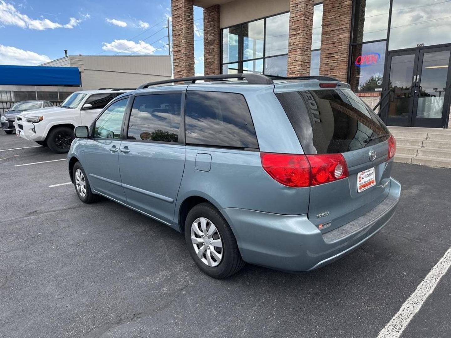 2009 Blue Mirage Metallic /Stone Toyota Sienna CE (5TDZK23C59S) with an 3.5L V6 SMPI DOHC engine, Automatic transmission, located at 8595 Washington St., Thornton, CO, 80229, (303) 287-5511, 39.852348, -104.978447 - 2009 Toyota Sienna<br><br>D1 Auto NEVER charges dealer fees! All cars have clean titles and have been inspected for mechanical issues. We have financing for everyone. Good credit, bad credit, first time buyers.<br>Clean CARFAX.<br>Please call Lakewood Location 303-274-7692 or Thornton 303-287-5511 t - Photo#7