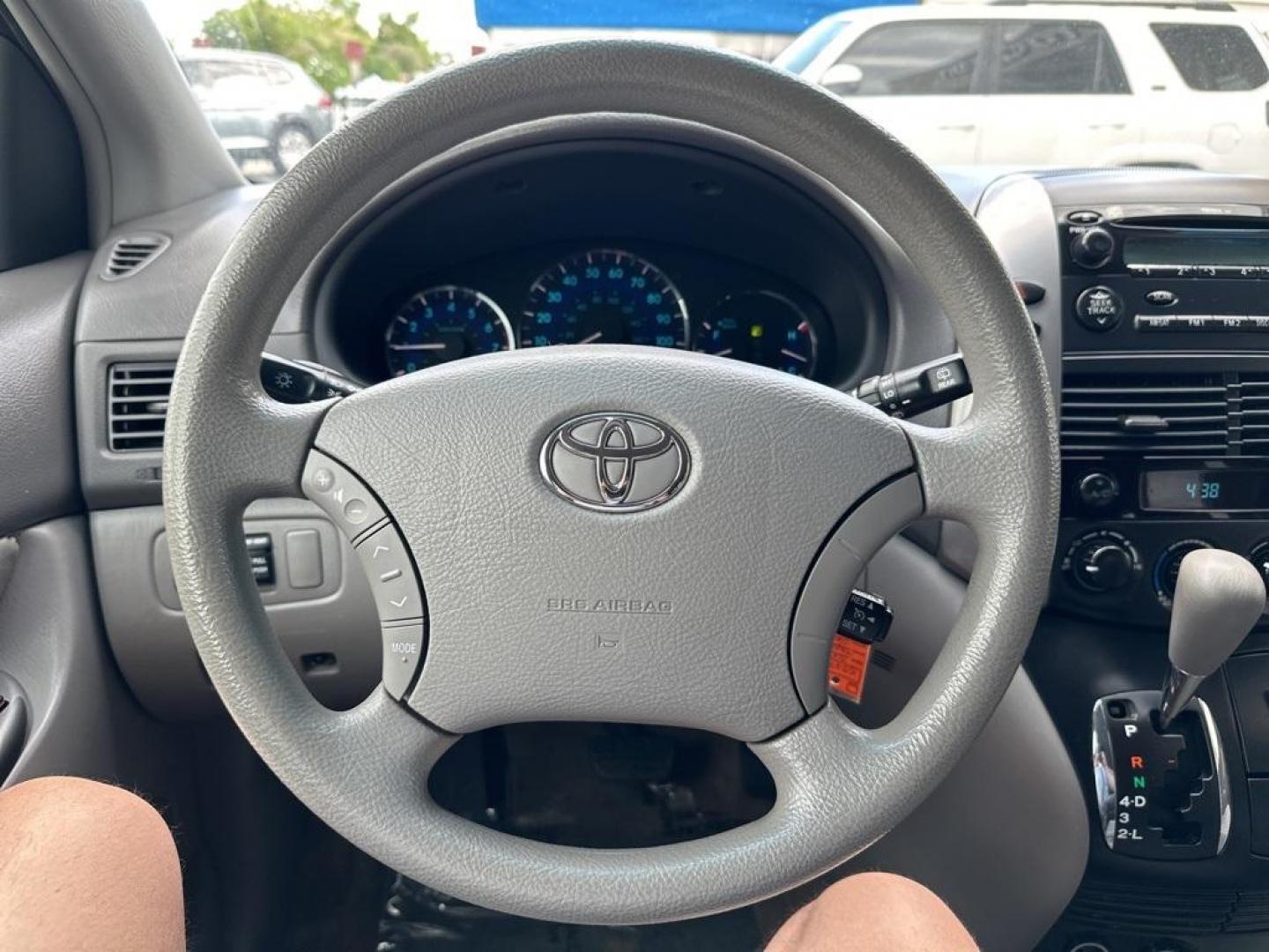 2009 Blue Mirage Metallic /Stone Toyota Sienna CE (5TDZK23C59S) with an 3.5L V6 SMPI DOHC engine, Automatic transmission, located at 8595 Washington St., Thornton, CO, 80229, (303) 287-5511, 39.852348, -104.978447 - 2009 Toyota Sienna<br><br>D1 Auto NEVER charges dealer fees! All cars have clean titles and have been inspected for mechanical issues. We have financing for everyone. Good credit, bad credit, first time buyers.<br>Clean CARFAX.<br>Please call Lakewood Location 303-274-7692 or Thornton 303-287-5511 t - Photo#23