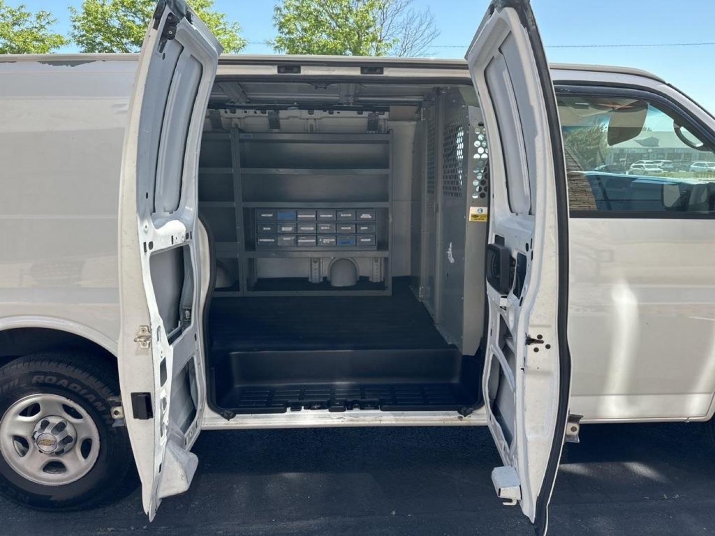 2004 Olympic White /Medium Dark Pewter Chevrolet Express Van G1500 (1GCFG15X841) with an Vortec 4.3L V6 MPI engine, Automatic transmission, located at 8595 Washington St., Thornton, CO, 80229, (303) 287-5511, 39.852348, -104.978447 - 2004 Chevrolet Express Van G1500<br><br>D1 Auto NEVER charges dealer fees! All cars have clean titles and have been inspected for mechanical issues. We have financing for everyone. Good credit, bad credit, first time buyers.<br><br>Please call Lakewood Location 303-274-7692 or Thornton 303-287-5511 - Photo#11