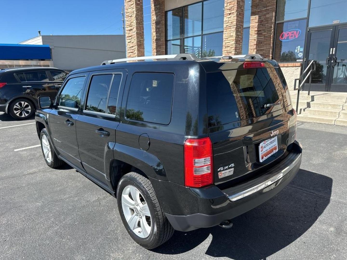 2012 Black Clearcoat /Dark Slate Gray Interior Jeep Patriot Limited (1C4NJRCB5CD) with an 2.4L I4 DOHC 16V Dual VVT engine, CVT transmission, located at 8595 Washington St., Thornton, CO, 80229, (303) 287-5511, 39.852348, -104.978447 - 2012 Jeep Patriot<br><br>D1 Auto NEVER charges dealer fees! All cars have clean titles and have been inspected for mechanical issues. We have financing for everyone. Good credit, bad credit, first time buyers.<br><br>Please call Lakewood Location 303-274-7692 or Thornton 303-287-5511 to schedule a t - Photo#7