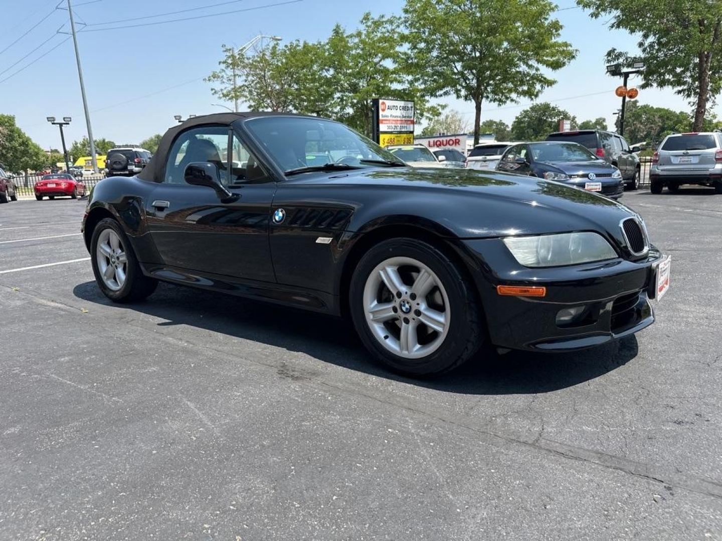 2001 Jet Black /Black BMW Z3 2.5i (WBACN33461L) with an 2.5L I6 SMPI DOHC engine, Manual transmission, located at 8595 Washington St., Thornton, CO, 80229, (303) 287-5511, 39.852348, -104.978447 - 2001 BMW Z3 In unbelivable condition inside and out!! New clutch, New Struts, Fully serviced and in perfect running condition. Everything works as it should. No cracking on any seals anywher on the car. Seats and carpet look as if they have never been sat in. 4 keys and owners manual present. Afterm - Photo#47