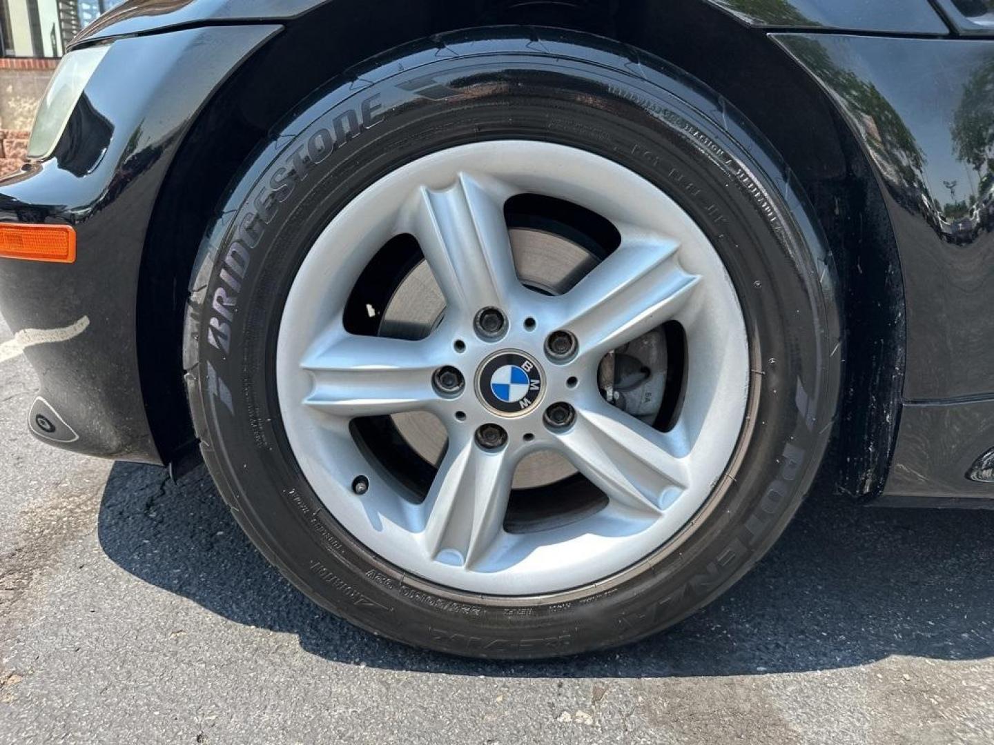 2001 Jet Black /Black BMW Z3 2.5i (WBACN33461L) with an 2.5L I6 SMPI DOHC engine, Manual transmission, located at 8595 Washington St., Thornton, CO, 80229, (303) 287-5511, 39.852348, -104.978447 - 2001 BMW Z3 In unbelivable condition inside and out!! New clutch, New Struts, Fully serviced and in perfect running condition. Everything works as it should. No cracking on any seals anywher on the car. Seats and carpet look as if they have never been sat in. 4 keys and owners manual present. Afterm - Photo#51