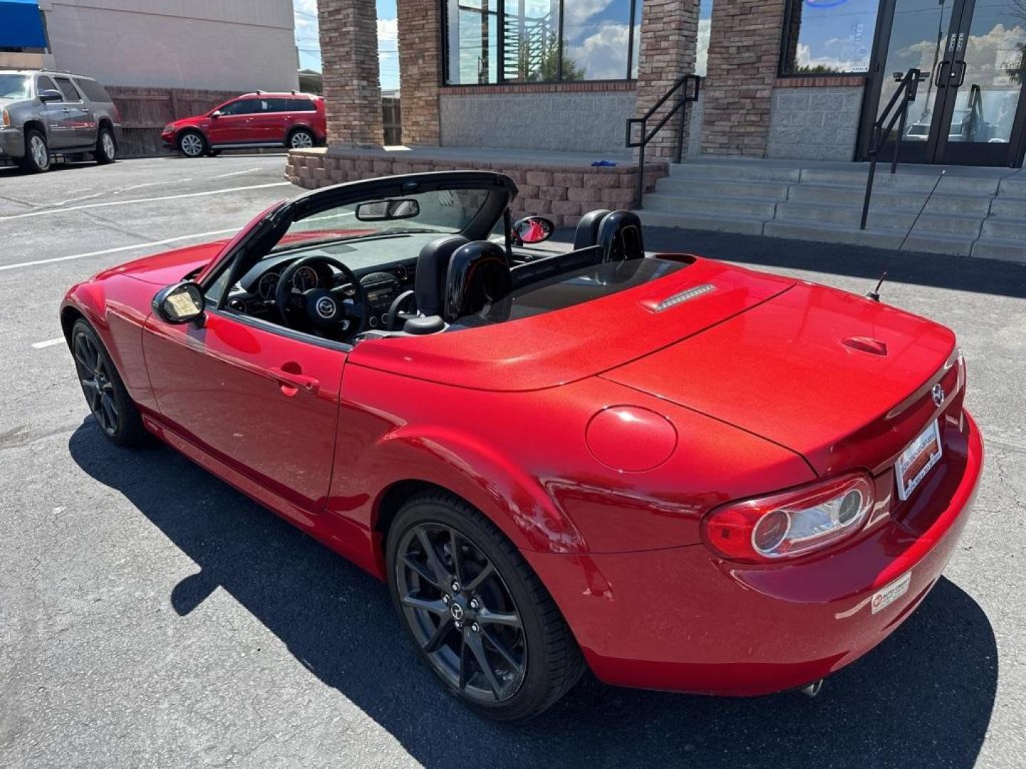 2012 Velocity Red Mica /Black Mazda Miata PRHT Special Edition (JM1NC2SF7C0) with an 2.0L I4 DOHC VVT 16V engine, Automatic transmission, located at 8595 Washington St., Thornton, CO, 80229, (303) 287-5511, 39.852348, -104.978447 - 2012 Mazda Miata Special Edition, Hard Top!! Only 31k Miles. Only 450 sold in the United States. Velocity Red Mica with retractible hard top convertible. <br><br>All Cars Have Clean Titles And Are Serviced Before Sale., Leather, Heated Seats, Bluetooth/ With Bluetooth Audio, Non Smoker, No Pet Odor - Photo#11