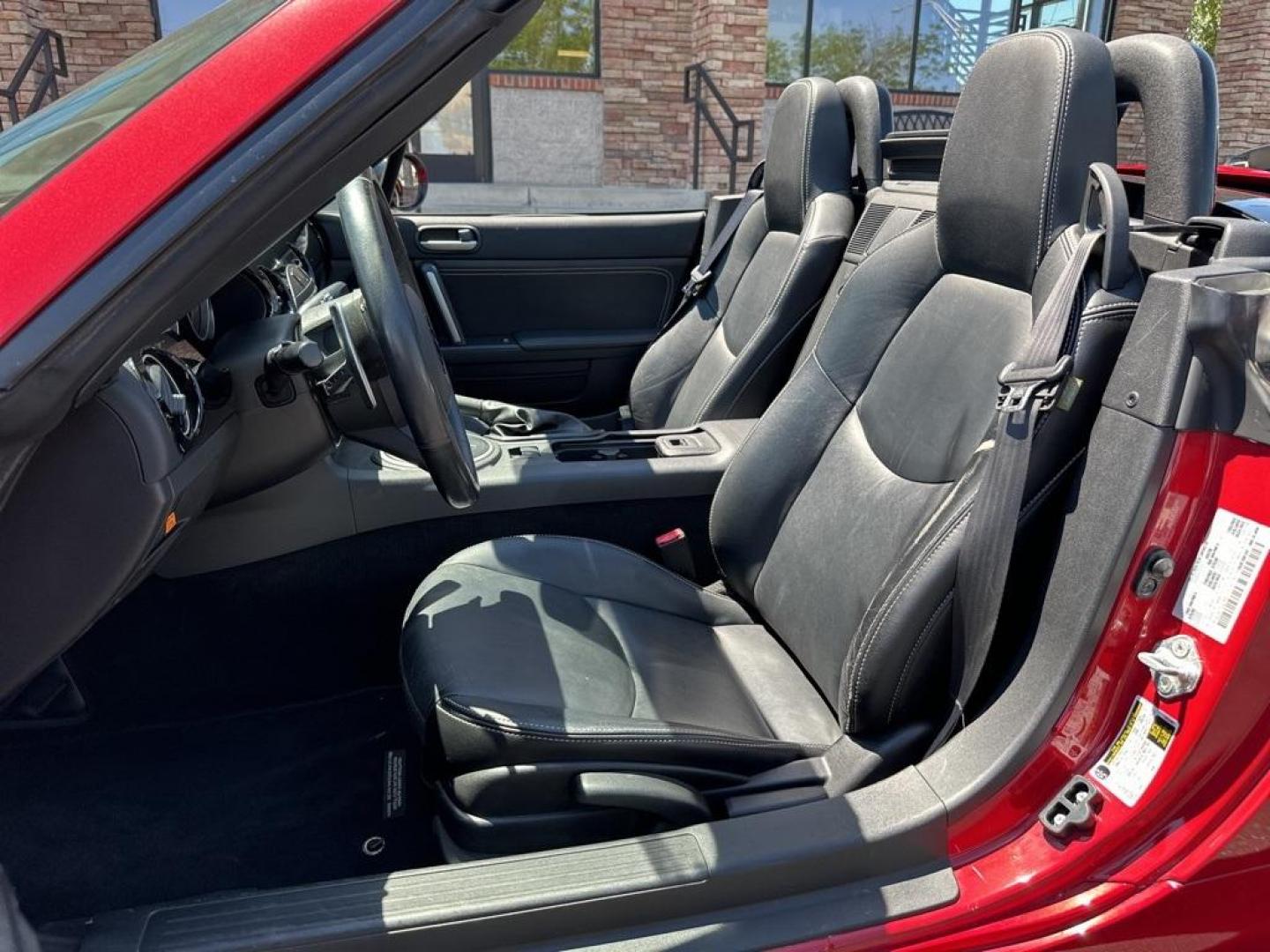 2012 Velocity Red Mica /Black Mazda Miata PRHT Special Edition (JM1NC2SF7C0) with an 2.0L I4 DOHC VVT 16V engine, Automatic transmission, located at 8595 Washington St., Thornton, CO, 80229, (303) 287-5511, 39.852348, -104.978447 - 2012 Mazda Miata Special Edition, Hard Top!! Only 31k Miles. Only 450 sold in the United States. Velocity Red Mica with retractible hard top convertible. <br><br>All Cars Have Clean Titles And Are Serviced Before Sale., Leather, Heated Seats, Bluetooth/ With Bluetooth Audio, Non Smoker, No Pet Odor - Photo#17