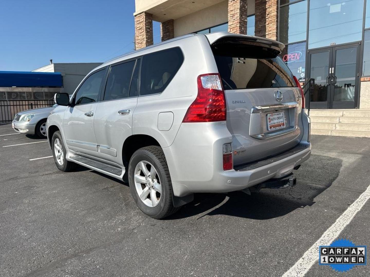 2012 Satin Cashmere Metallic /Ecru Lexus GX 460 (JTJBM7FX3C5) with an 4.6L V8 DOHC Dual VVT-i 32V engine, Automatic transmission, located at 8595 Washington St., Thornton, CO, 80229, (303) 287-5511, 39.852348, -104.978447 - 2012 Lexus GX, One Owner In Mint Condition including new tires. This GX is in great condition inside and out with no signs of abuse.<br>All Cars Have Clean Titles And Are Serviced Before Sale., Backup Camera, Leather, Heated Seats, Bluetooth/ With Bluetooth Audio, Non Smoker, No Pet Odor Or Hair, 4. - Photo#7