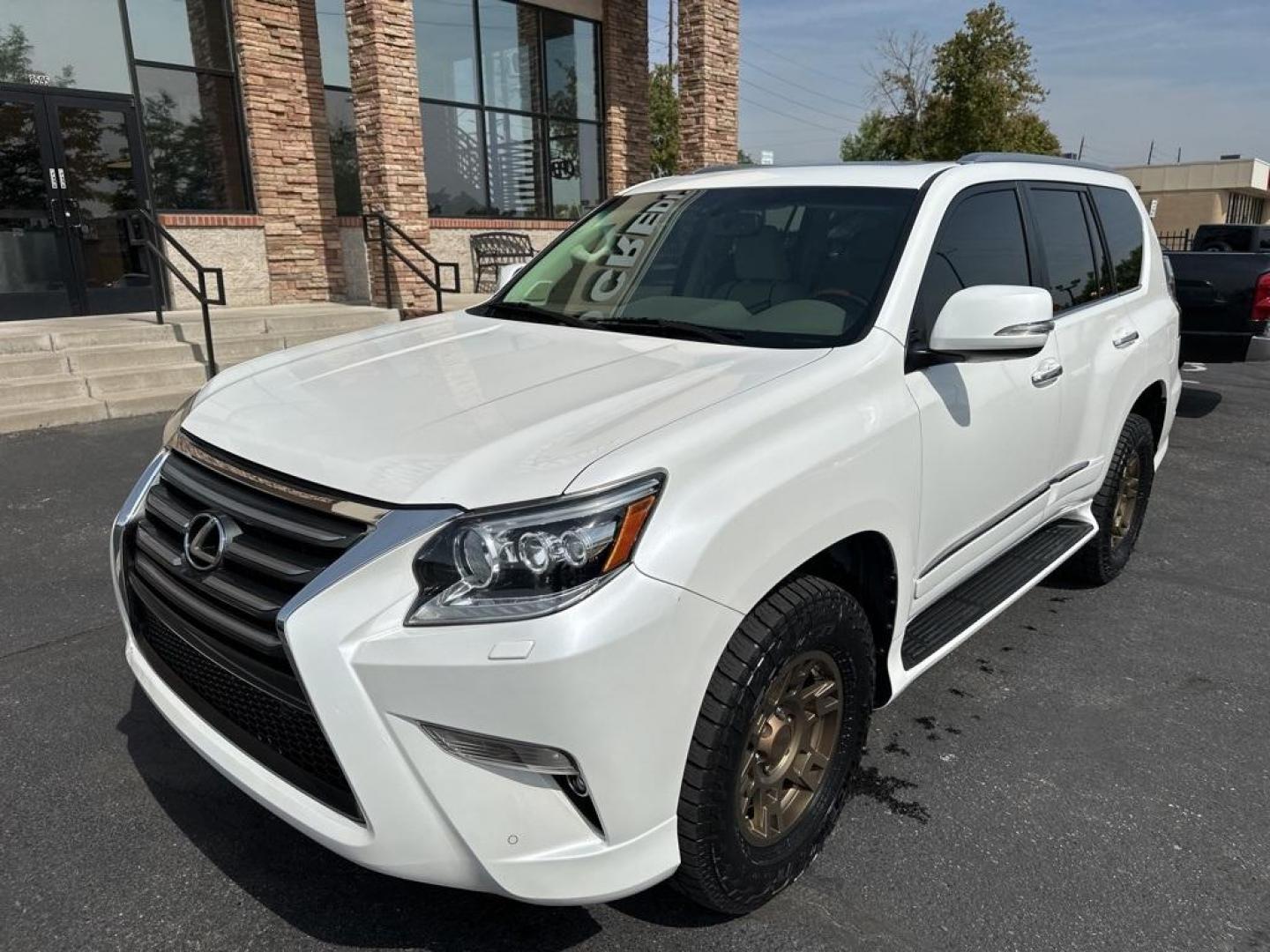 2015 Starfire Pearl /Ecru Lexus GX 460 (JTJBM7FX4F5) with an 4.6L V8 DOHC Dual VVT-i 32V engine, Automatic transmission, located at 8595 Washington St., Thornton, CO, 80229, (303) 287-5511, 39.852348, -104.978447 - 2015 Lexus GX 460 With TRD Wheels, Comfort Package.<br>Tons of service records on the Carfax.<br><br>All Cars Have Clean Titles And Are Serviced Before Sale., Blind Spot Monitoring, Backup Camera, Leather, Heated and Ventilated Seats, Bluetooth/ With Bluetooth Audio, Non Smoker, No Pet Odor Or Hair, - Photo#1