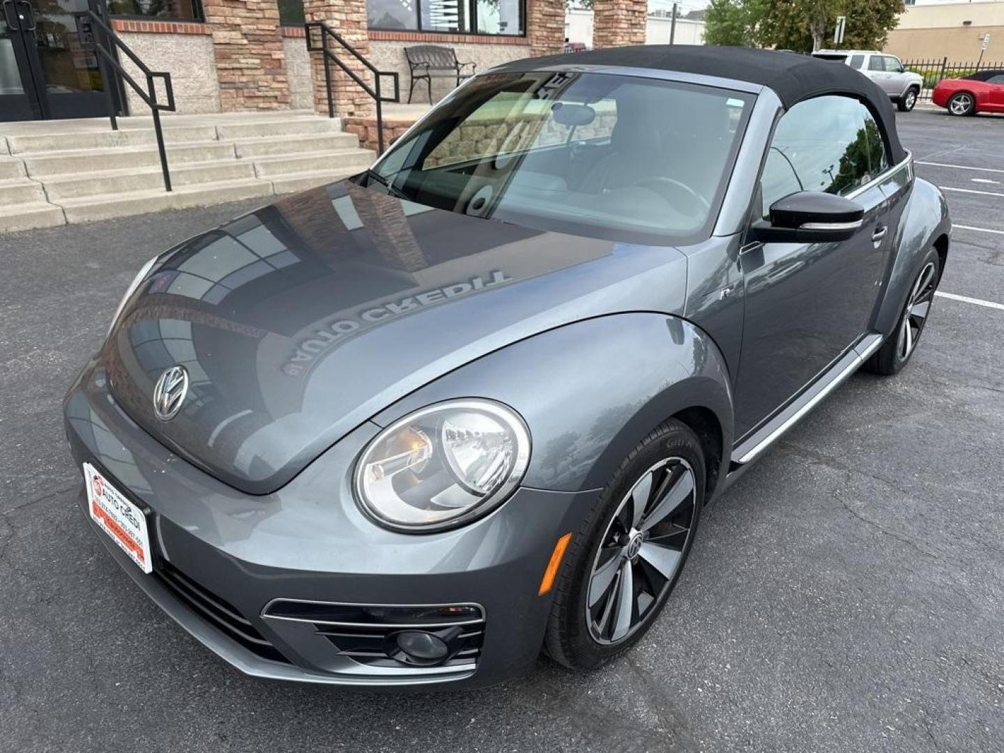 2015 Platinum Gray Metallic/Black Roof /Black Quartz Volkswagen Beetle 2.0T R-Line (3VW7S7AT4FM) with an 2.0L TSI 210 hp engine, Automatic transmission, located at 8595 Washington St., Thornton, CO, 80229, (303) 287-5511, 39.852348, -104.978447 - 2015 Volkswagen Beetle Convertible In unbelievable condition. This car shows absoulutley no signs of wear and has all its accessories. Fully serviced, new brakes, new tires. Very fun and fast. No accidents.<br>All Cars Have Clean Titles And Are Serviced Before Sale., Clean Carfax, No Accident, All B - Photo#1