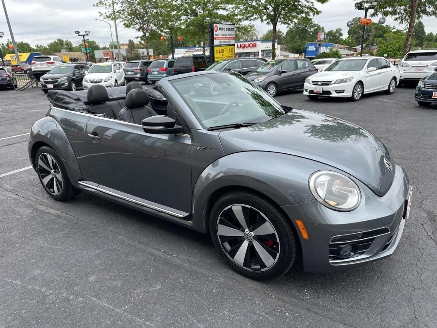 2015 Platinum Gray Metallic/Black Roof /Black Quartz Volkswagen Beetle 2.0T R-Line (3VW7S7AT4FM) with an 2.0L TSI 210 hp engine, Automatic transmission, located at 8595 Washington St., Thornton, CO, 80229, (303) 287-5511, 39.852348, -104.978447 - 2015 Volkswagen Beetle Convertible In unbelievable condition. This car shows absoulutley no signs of wear and has all its accessories. Fully serviced, new brakes, new tires. Very fun and fast. No accidents.<br>All Cars Have Clean Titles And Are Serviced Before Sale., Clean Carfax, No Accident, All B - Photo#5