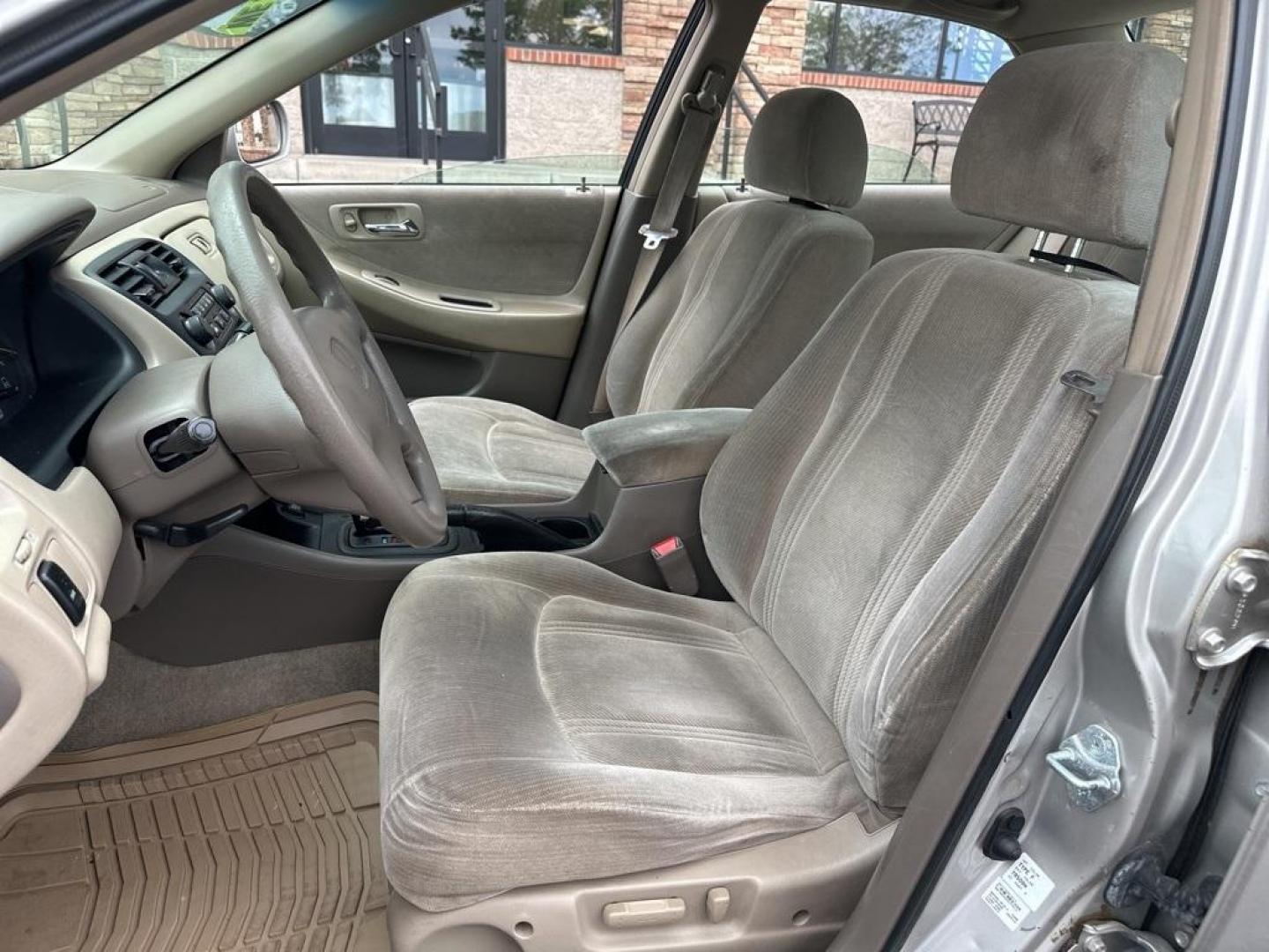 1999 Satin Silver Metallic /tan Honda Accord LX (1HGCG1642XA) with an 3.0L V6 SMPI engine, Automatic transmission, located at 8595 Washington St., Thornton, CO, 80229, (303) 287-5511, 39.852348, -104.978447 - 1999 Honda Accord<br><br>D1 Auto NEVER charges dealer fees! All cars have clean titles and have been inspected for mechanical issues. We have financing for everyone. Good credit, bad credit, first time buyers.<br>CARFAX One-Owner.<br>Please call Lakewood Location 303-274-7692 or Thornton 303-287-551 - Photo#13