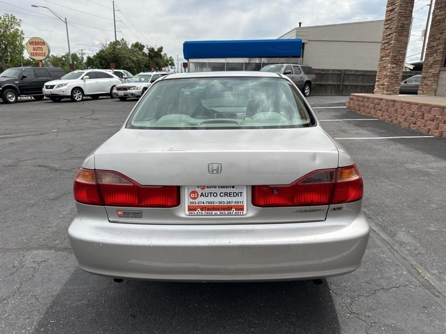 1999 Satin Silver Metallic /tan Honda Accord LX (1HGCG1642XA) with an 3.0L V6 SMPI engine, Automatic transmission, located at 8595 Washington St., Thornton, CO, 80229, (303) 287-5511, 39.852348, -104.978447 - 1999 Honda Accord<br><br>D1 Auto NEVER charges dealer fees! All cars have clean titles and have been inspected for mechanical issues. We have financing for everyone. Good credit, bad credit, first time buyers.<br>CARFAX One-Owner.<br>Please call Lakewood Location 303-274-7692 or Thornton 303-287-551 - Photo#6