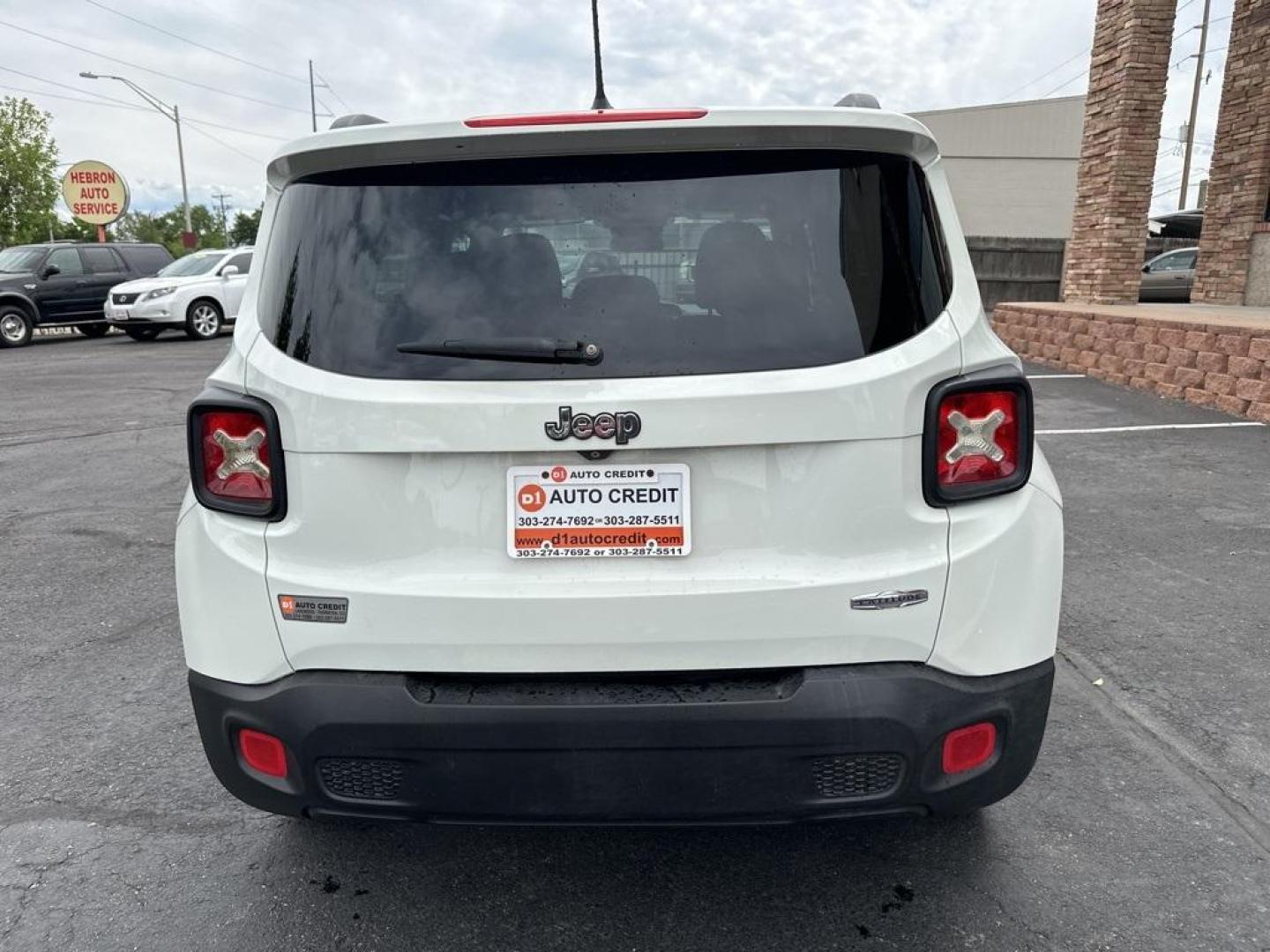 2015 Alpine White /Black Jeep Renegade Latitude (ZACCJABT4FP) with an 2.4L I4 MultiAir engine, Automatic transmission, located at 8595 Washington St., Thornton, CO, 80229, (303) 287-5511, 39.852348, -104.978447 - 2015 Jeep Renegade<br><br>D1 Auto NEVER charges dealer fees! All cars have clean titles and have been inspected for mechanical issues. We have financing for everyone. Good credit, bad credit, first time buyers.<br><br>Please call Lakewood Location 303-274-7692 or Thornton 303-287-5511 to schedule a - Photo#6