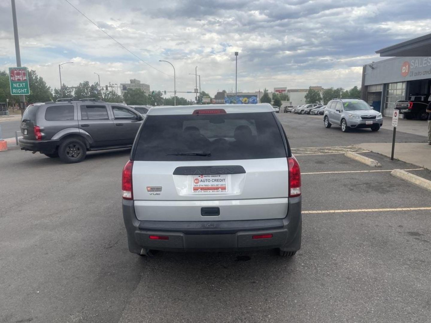 2004 Silver Nickel /Grey Saturn VUE Base (5GZCZ23DX4S) with an 2.2L I4 MPI DOHC engine, Manual transmission, located at 8595 Washington St., Thornton, CO, 80229, (303) 287-5511, 39.852348, -104.978447 - 2004 Saturn VUE<br><br>D1 Auto NEVER charges dealer fees! All cars have clean titles and have been inspected for mechanical issues. We have financing for everyone. Good credit, bad credit, first time buyers.<br>CARFAX One-Owner.<br>Please call Lakewood Location 303-274-7692 or Thornton 303-287-5511 - Photo#6