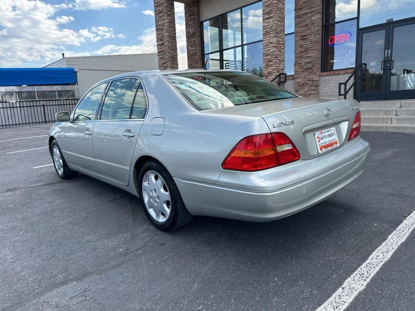 2003 Millennium Silver Metallic /Ivory Lexus LS 430 (JTHBN30F230) with an 4.3L V8 SMPI DOHC engine, Automatic transmission, located at 8595 Washington St., Thornton, CO, 80229, (303) 287-5511, 39.852348, -104.978447 - 2003 Lexus LS IN GOOD CONDITION with a clean title. This car has been inspected and inspection will be passed to the next owner. The good, everything works as it should. This car is sold as is with no warranty do to age and miles. <br><br>D1 Auto NEVER charges dealer fees! All cars have clean titles - Photo#7