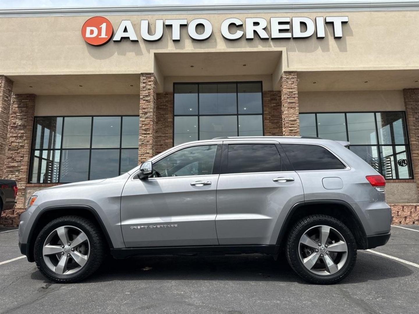 2014 Billet Silver Metallic Clearcoat /Black Jeep Grand Cherokee Limited (1C4RJFBG7EC) with an 3.6L V6 Flex Fuel 24V VVT engine, Automatic transmission, located at 8595 Washington St., Thornton, CO, 80229, (303) 287-5511, 39.852348, -104.978447 - 2014 Jeep Grand Cherokee, One Owner, Colorado car and a non smoker, non pet car. Limited, 4x4 with very low miles and in excellent condition. Fully serviced including new tires. <br>All Cars Have Clean Titles And Are Serviced Before Sale., All Books and Keys, New Tires, Backup Camera, Leather, Heate - Photo#0