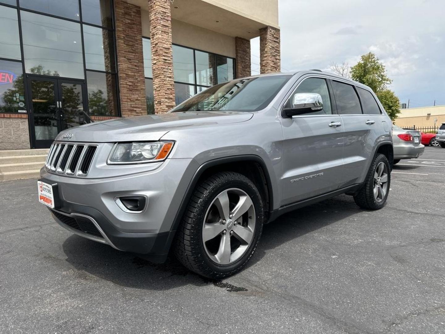 2014 Billet Silver Metallic Clearcoat /Black Jeep Grand Cherokee Limited (1C4RJFBG7EC) with an 3.6L V6 Flex Fuel 24V VVT engine, Automatic transmission, located at 8595 Washington St., Thornton, CO, 80229, (303) 287-5511, 39.852348, -104.978447 - 2014 Jeep Grand Cherokee, One Owner, Colorado car and a non smoker, non pet car. Limited, 4x4 with very low miles and in excellent condition. Fully serviced including new tires. <br>All Cars Have Clean Titles And Are Serviced Before Sale., All Books and Keys, New Tires, Backup Camera, Leather, Heate - Photo#1