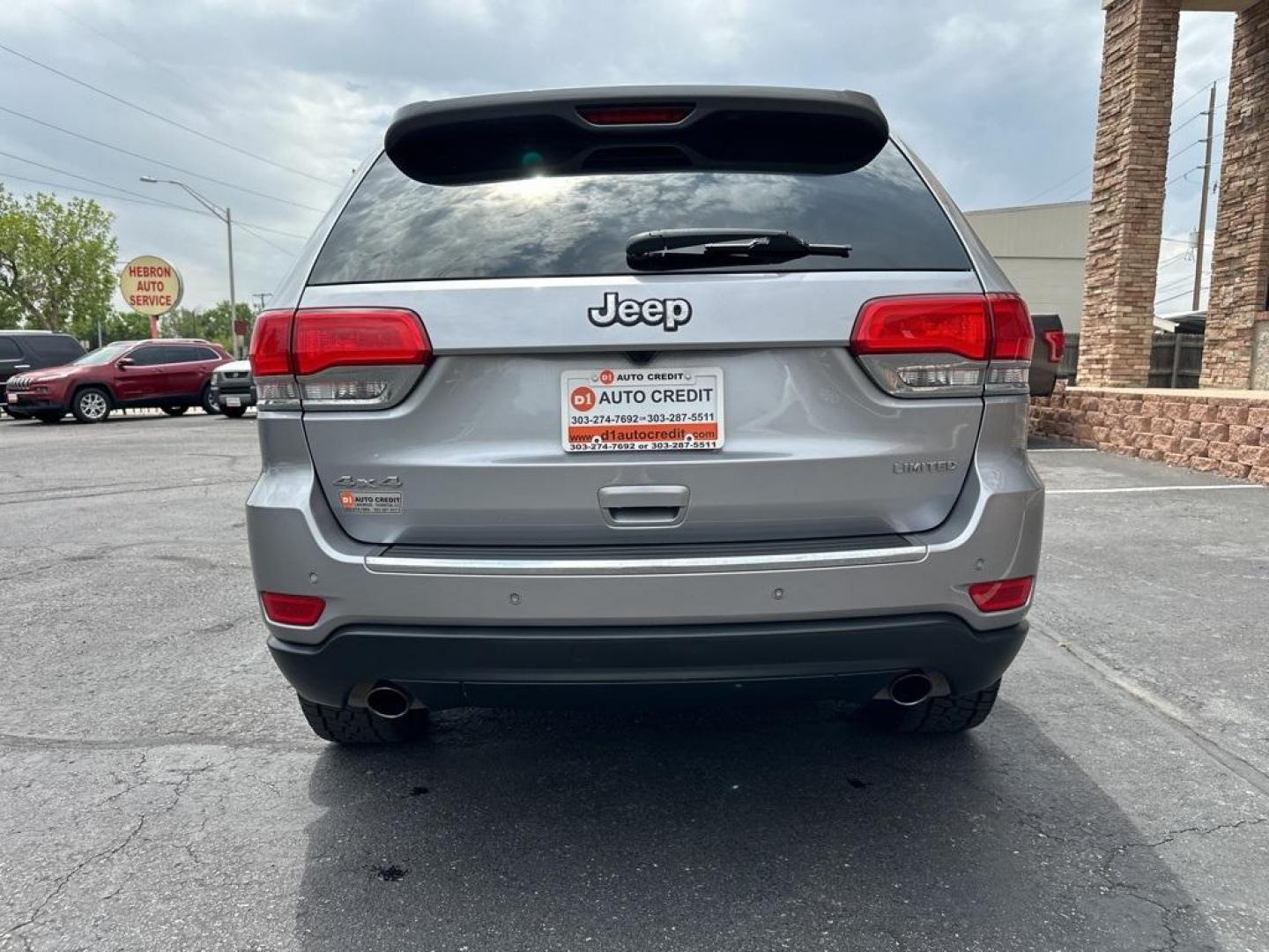 2014 Billet Silver Metallic Clearcoat /Black Jeep Grand Cherokee Limited (1C4RJFBG7EC) with an 3.6L V6 Flex Fuel 24V VVT engine, Automatic transmission, located at 8595 Washington St., Thornton, CO, 80229, (303) 287-5511, 39.852348, -104.978447 - 2014 Jeep Grand Cherokee, One Owner, Colorado car and a non smoker, non pet car. Limited, 4x4 with very low miles and in excellent condition. Fully serviced including new tires. <br>All Cars Have Clean Titles And Are Serviced Before Sale., All Books and Keys, New Tires, Backup Camera, Leather, Heate - Photo#6