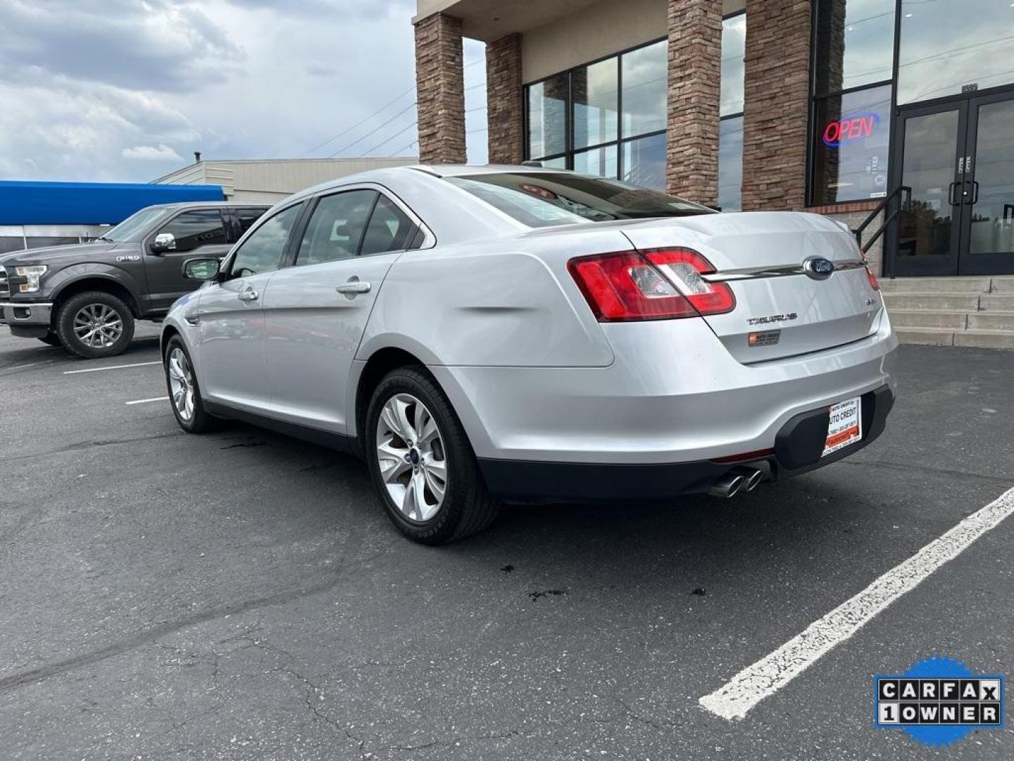 2011 Ingot Silver Metallic /Light Stone Ford Taurus SEL (1FAHP2EW4BG) with an Duratec 3.5L V6 engine, Automatic transmission, located at 8595 Washington St., Thornton, CO, 80229, (303) 287-5511, 39.852348, -104.978447 - 2011 Ford Taurus, One Owner, Clean Title and fully serviced in excellent condition inside and out! <br><br>All Cars Have Clean Titles And Are Serviced Before Sale., CarfaxOne Owner, No Accidents, All Books and Keys, New Tires, Backup Camera, Bluetooth/ With Bluetooth Audio, Power Seats, Non Smoker, - Photo#7